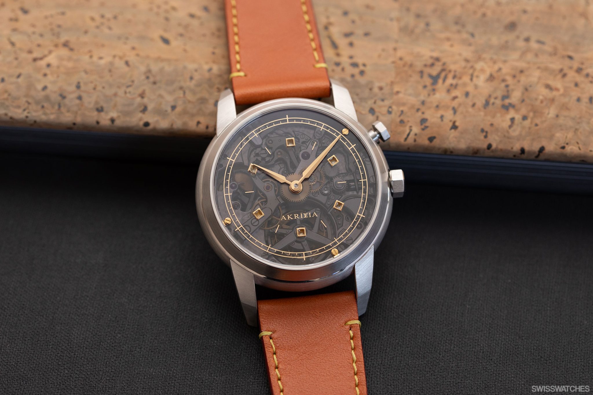 Louis-Vuitton-X-Akrivia-LVRR01-Chronograph-A-Sonnerie-Dial-4