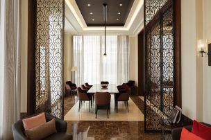 Patek Philippe Boutique Hamburg Innen Table Chairs