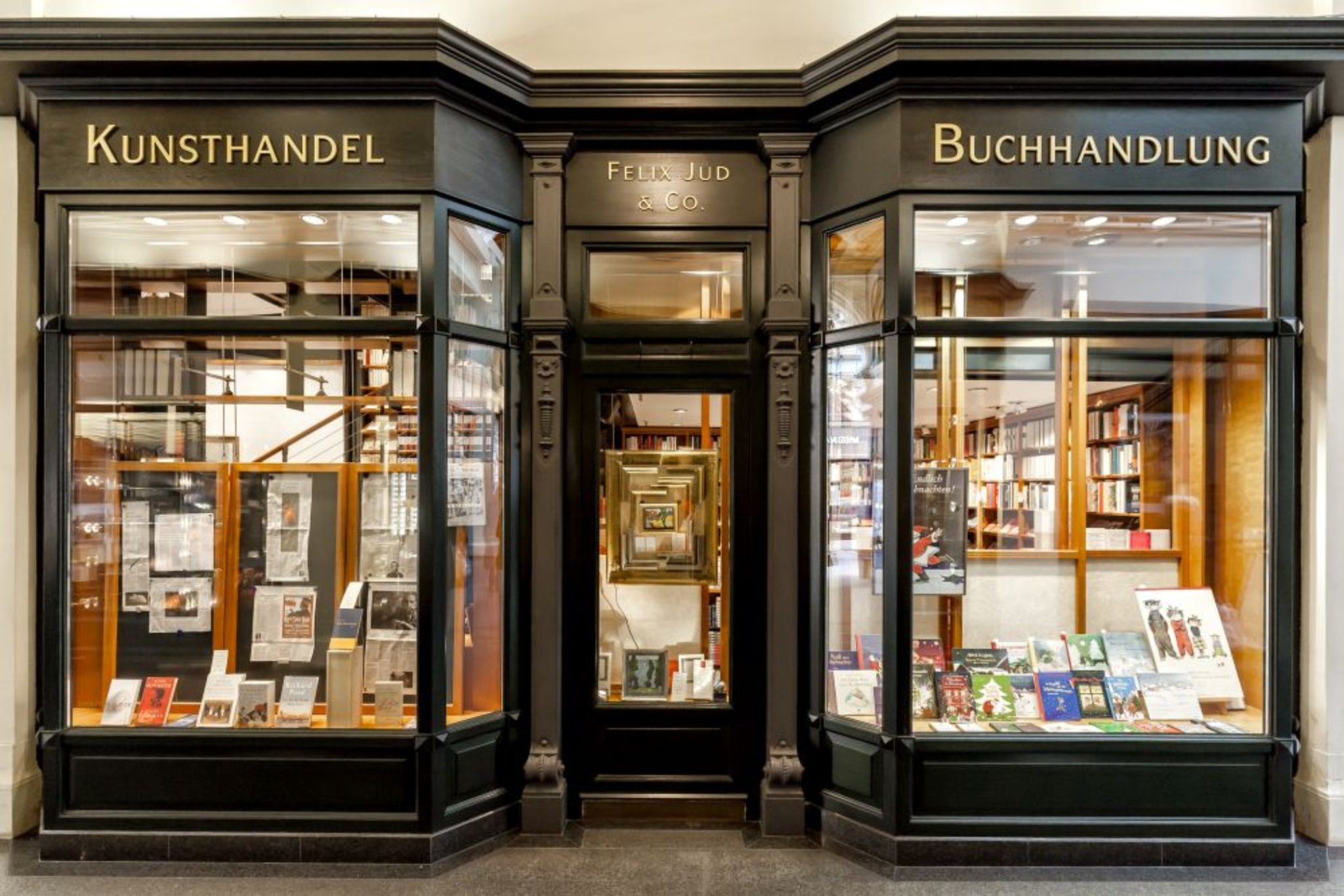 Patek-Philippe-Boutique-Hamburg-Wempe-Felix-Jud-Neuer-Walo-Buchhandlung-Front