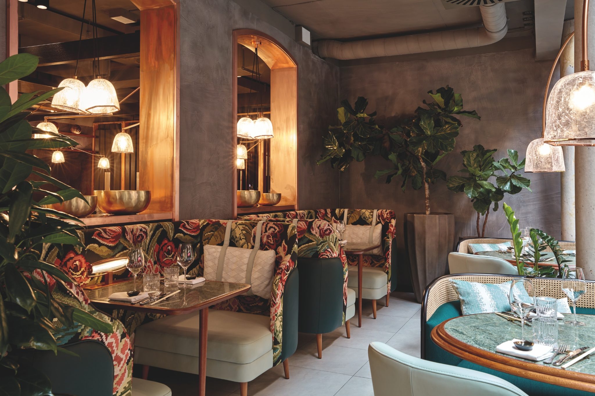 Patek-Philippe-Boutique-Hamburg-Wempe-TORTUE_HAMBURG_JIN_GUI_Wintergarden_Interior_Seating