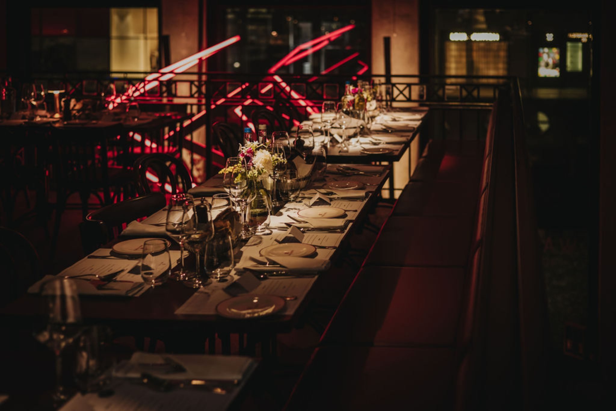 Patek-Philippe-Boutique-Hamburg-Wempe-Wallters-Dinner-Table-Seating