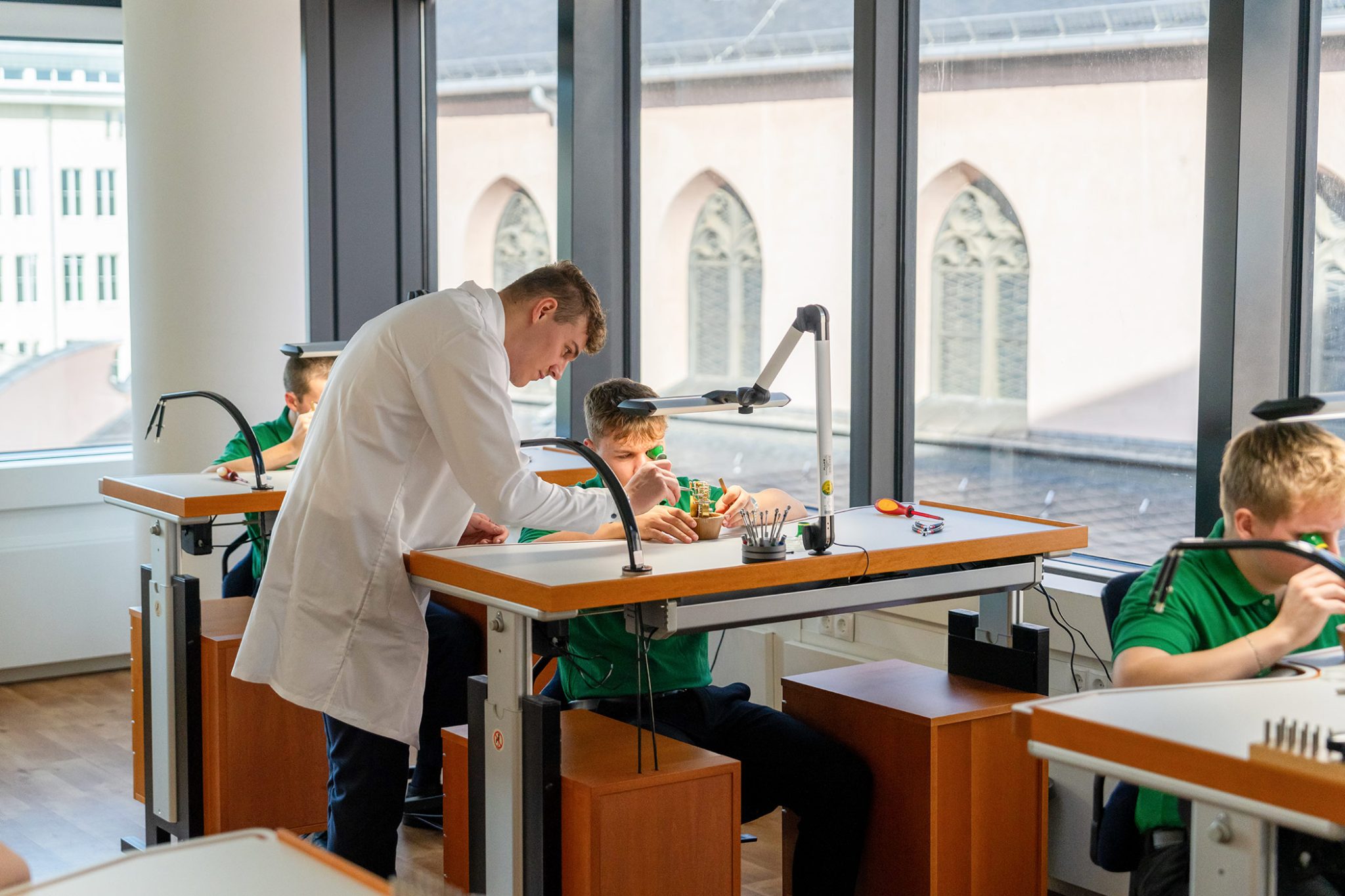 new-rolex-germany-training-centre-trainees-in-training