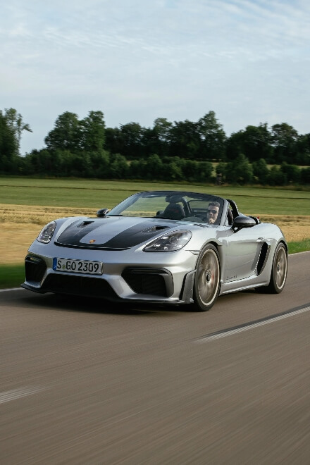 porsche-718-rs-spyder-4-slider-2-small