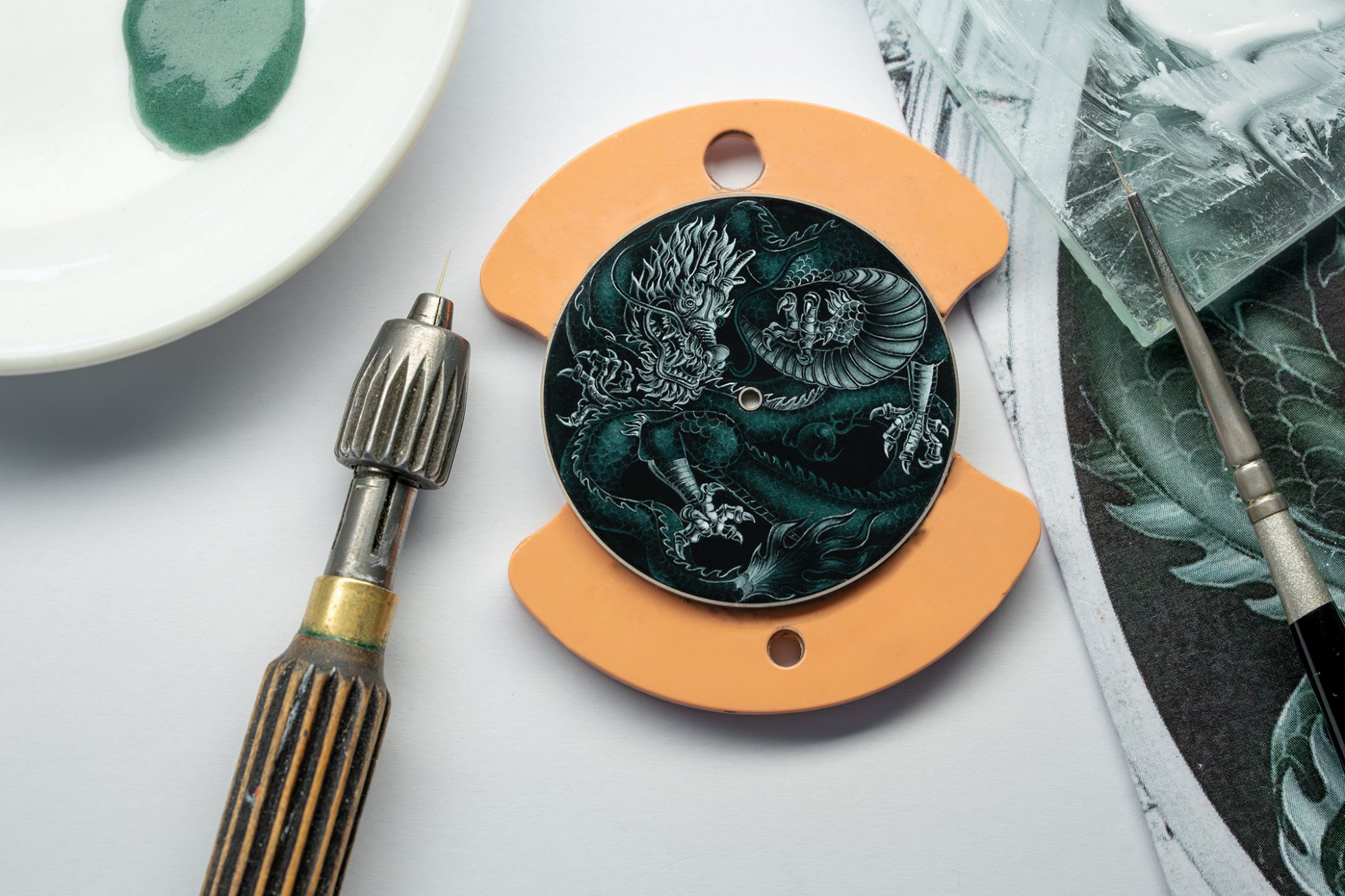 vacheron-constantin-les-cabinotiers-grisaille-haute-joaillerie-dragon-dial