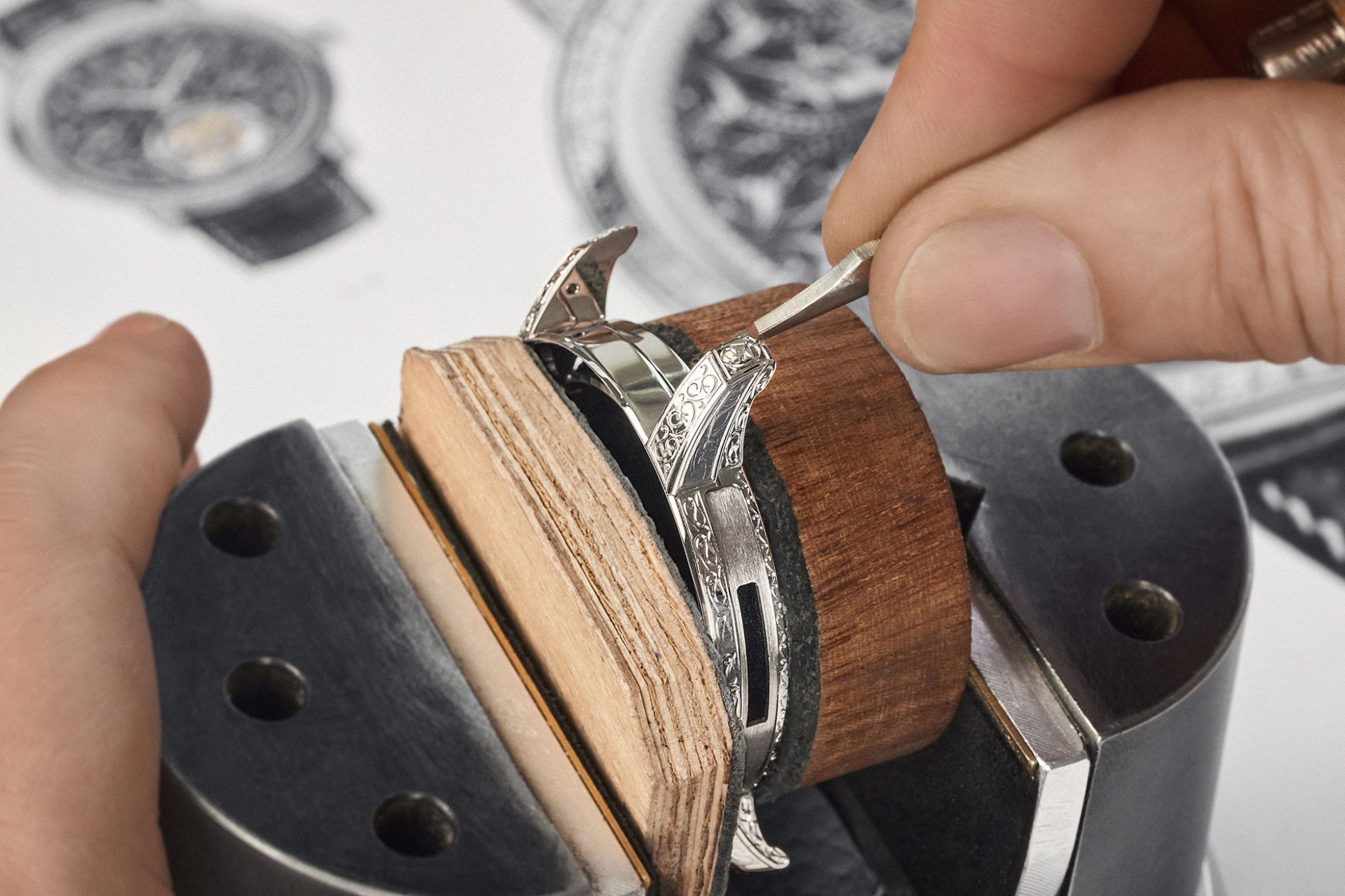 vacheron-constantin-les-cabinotiers-hommage-l-arabesque-engraving