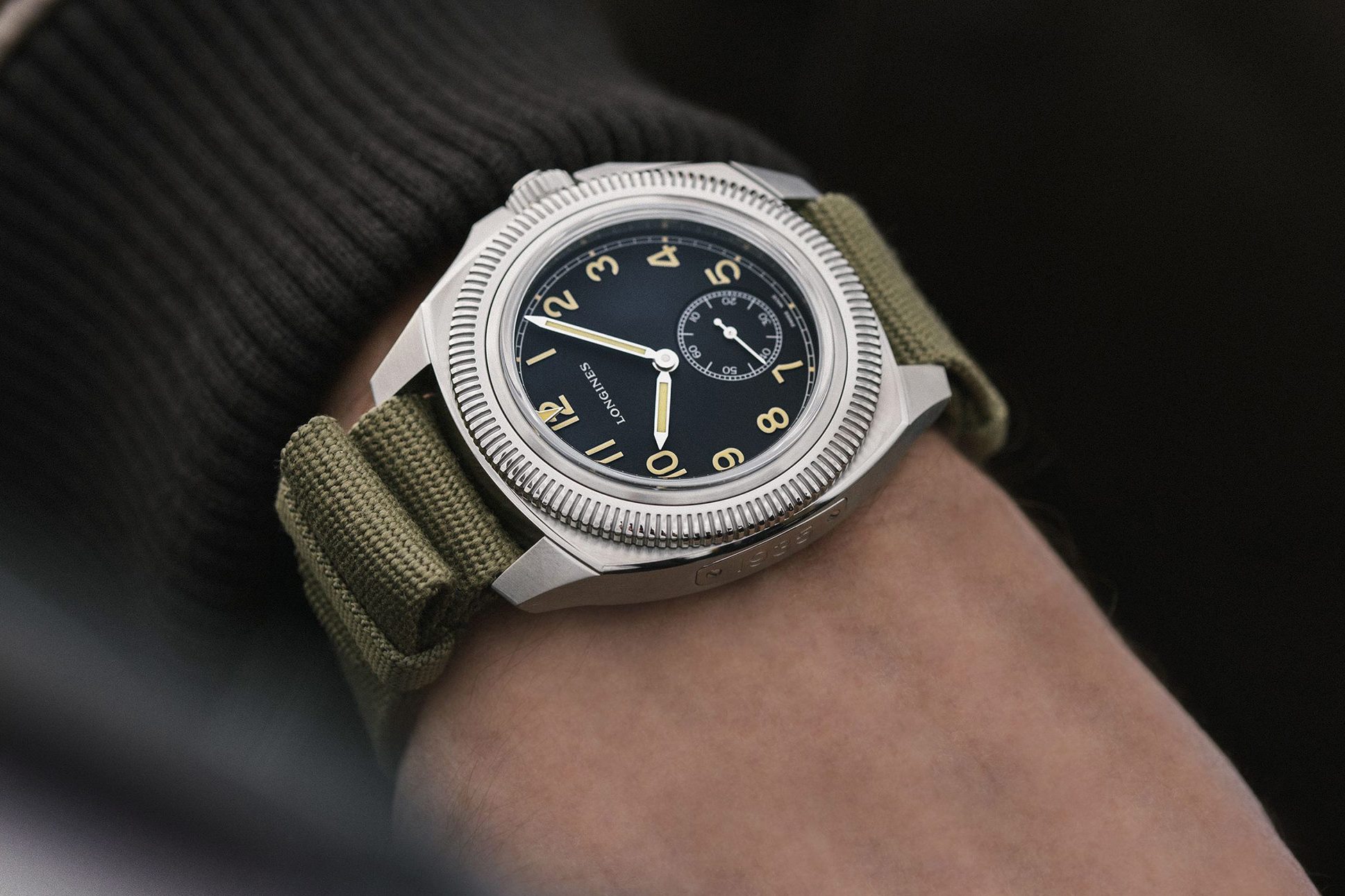 Longines-Pilot-Majetek-L2-838-4-53-8-case-plastic-strap-from-ocean