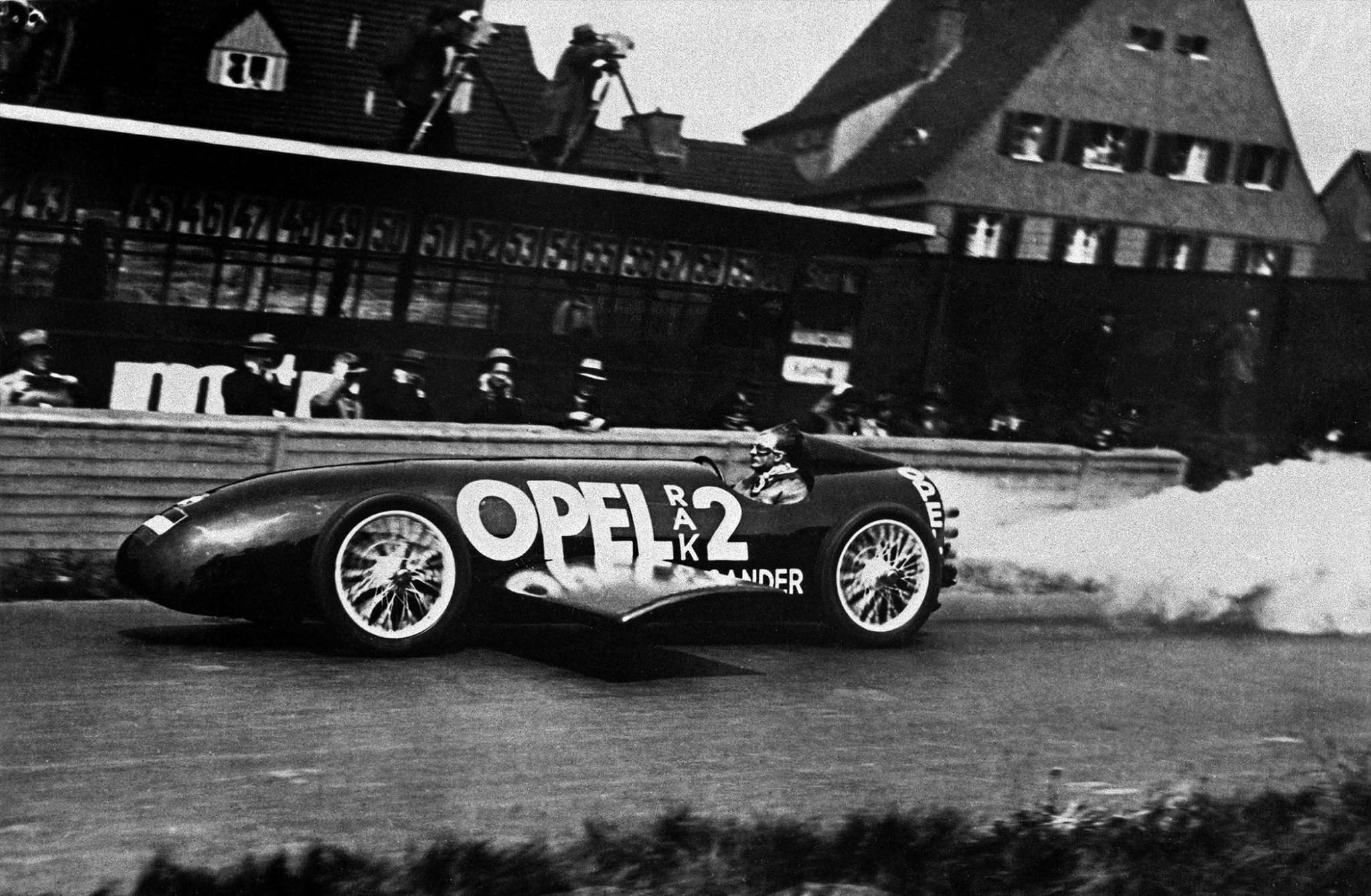 loebner-opel-rak-2-ratketenfritz-inspiration-for-the-new-watch