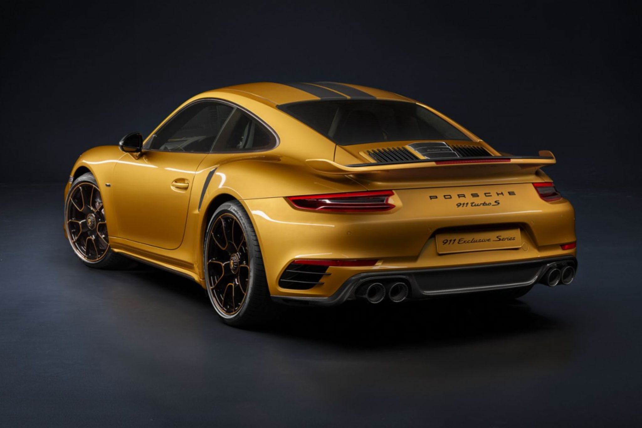 porsche-911-turbo-s-gold-exclusive-back