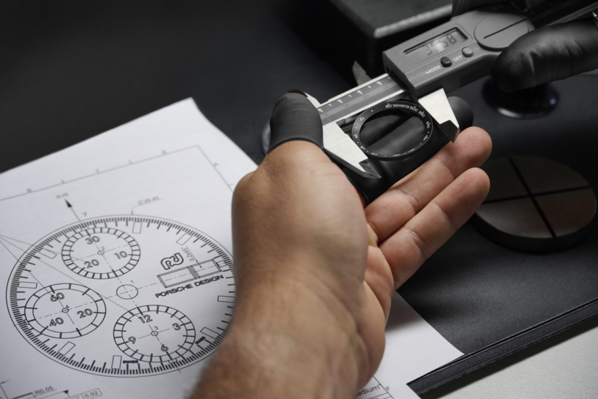 porsche-design-pd-timepieces-final-control-measurements