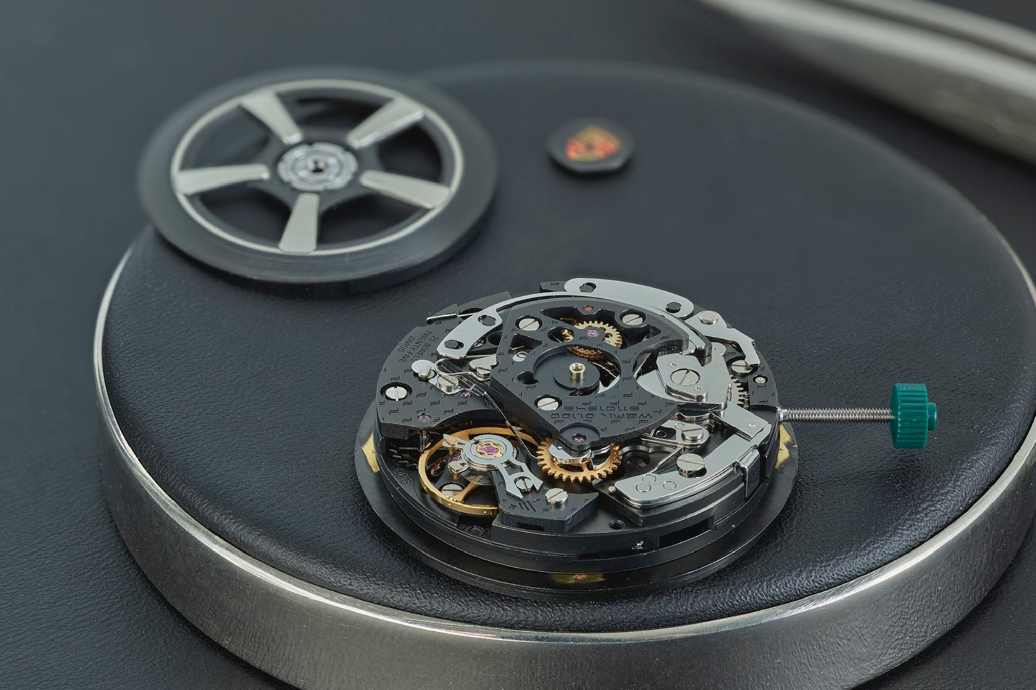 porsche-design-pd-timepieces-manufacture-production-chronograph-1-movement-rotor