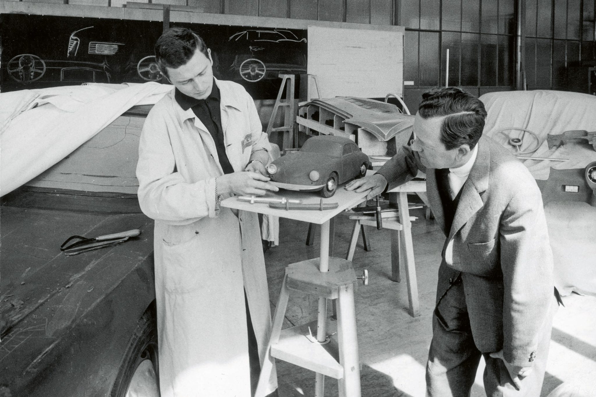 porsche-historic-car-production-hall-floor-men