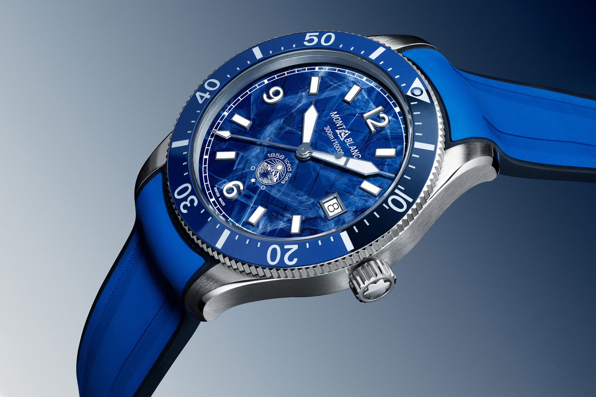 rubber-strap-from-montblanc-1858-iced-sea-automatic-date