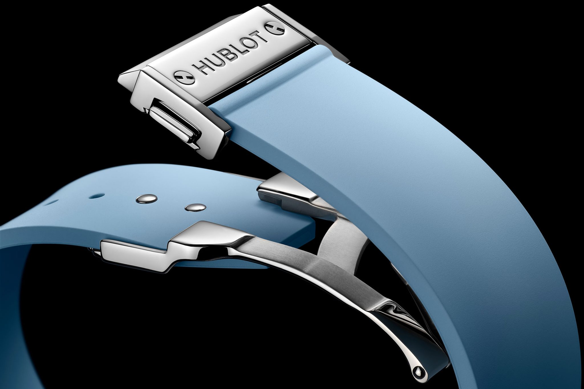 hublot-classic-fusion-tourbillon-orlinski-smooth-rubber-strap