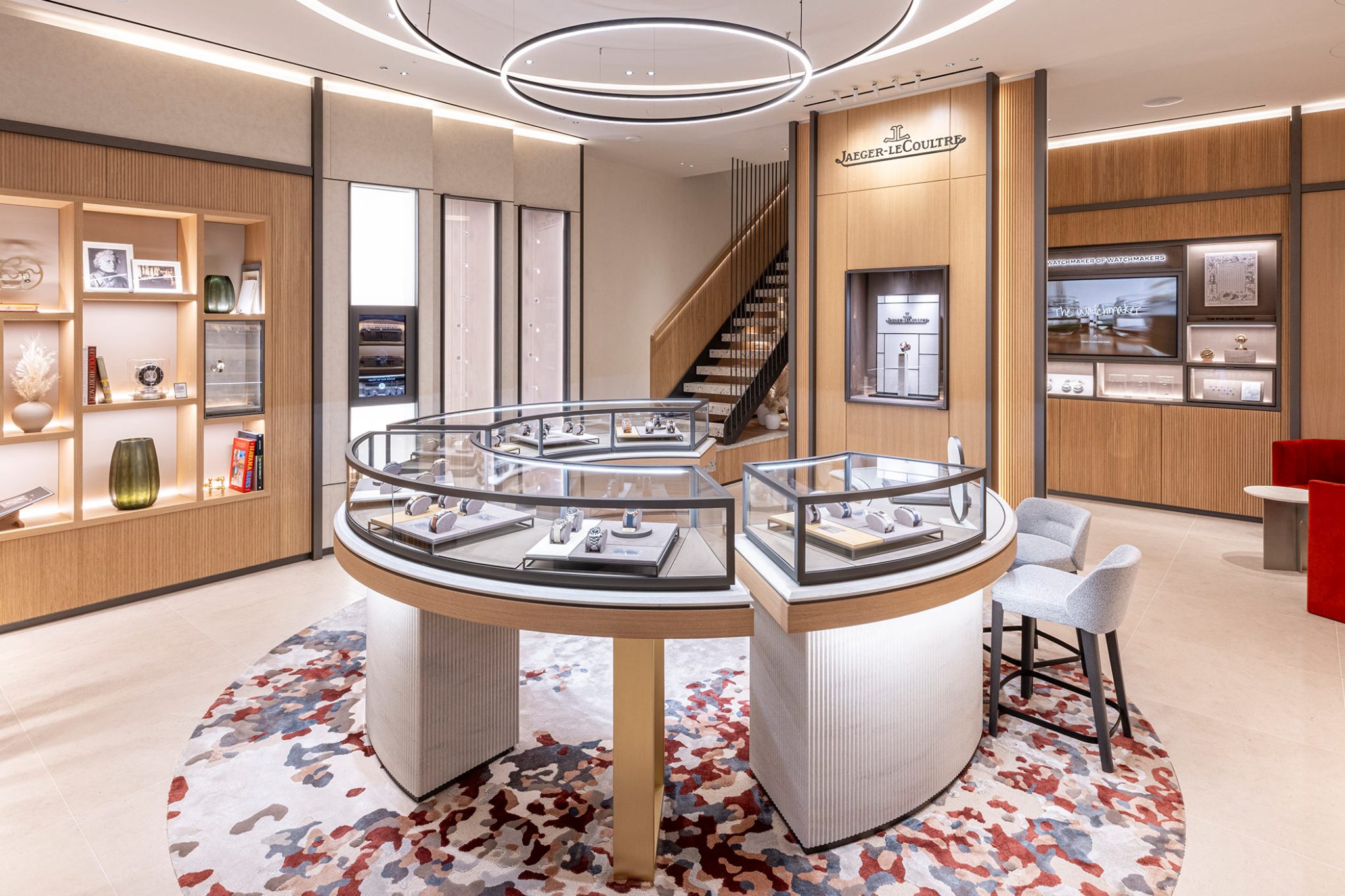 jeager-lecoultre-boutique-munich-from-inside