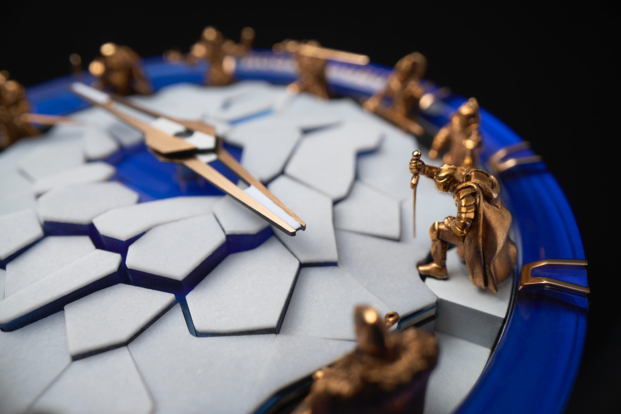 roger-dubuis-knights-of-the-round-table-damascus-titanium-RDDBEX1058-overview