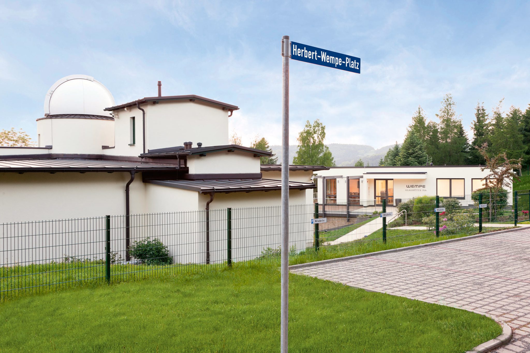 die-sternwarte-glashütte-im-laufe-der-zeit-herbet-wempe-platz