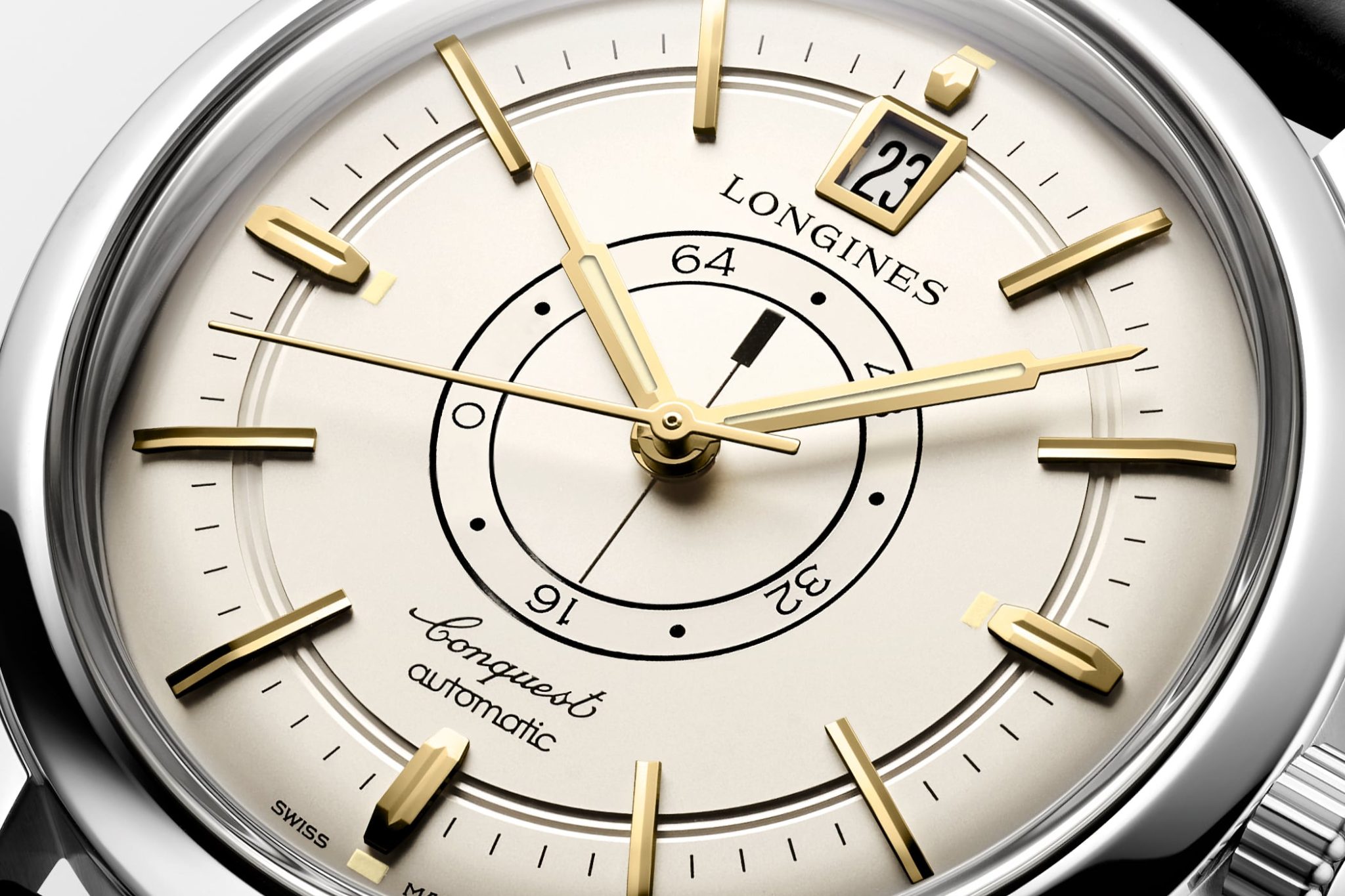 longines-conquest-heritage-central-power-reserve-L1.648.4.78.2-champagne-dial-closeup