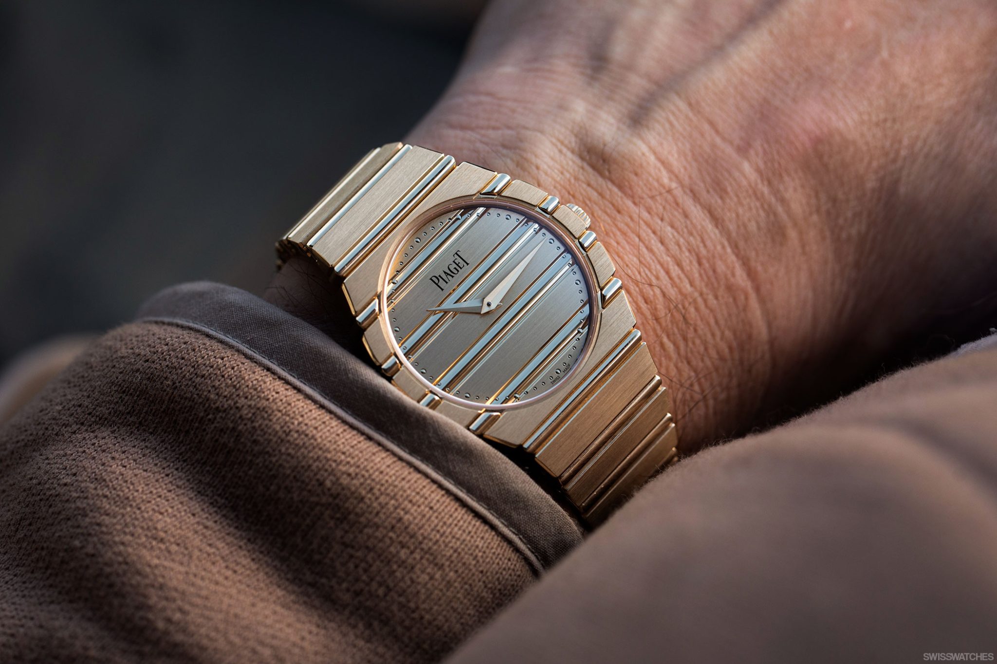 piaget-polo-79-38mm-yellow-gold-calibre-1200p-wristshot