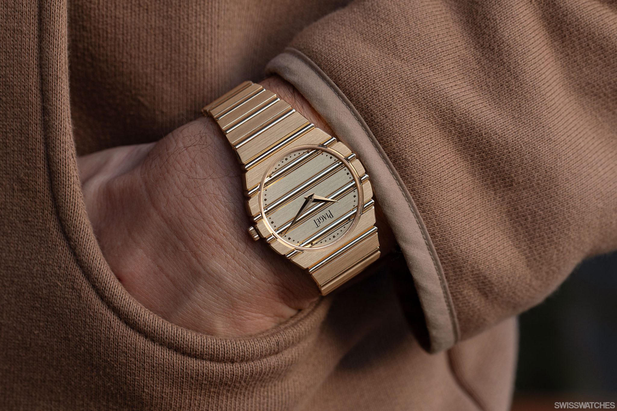 piaget-polo-79-wristshot-38mm-200g-yellow-gold