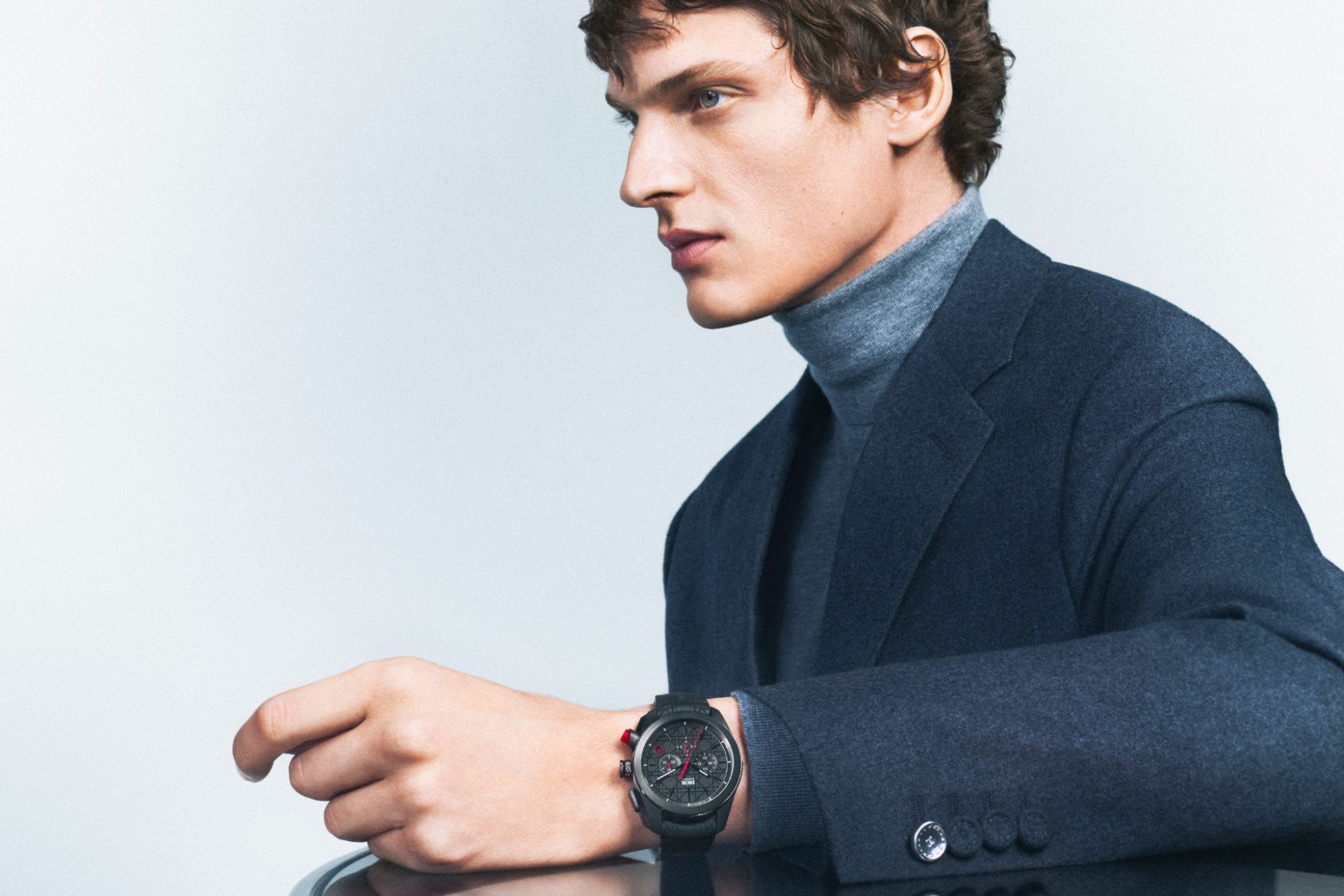 dior-chiffre-rouge-41mm-black-ultramatte-chronograph-on-wirst