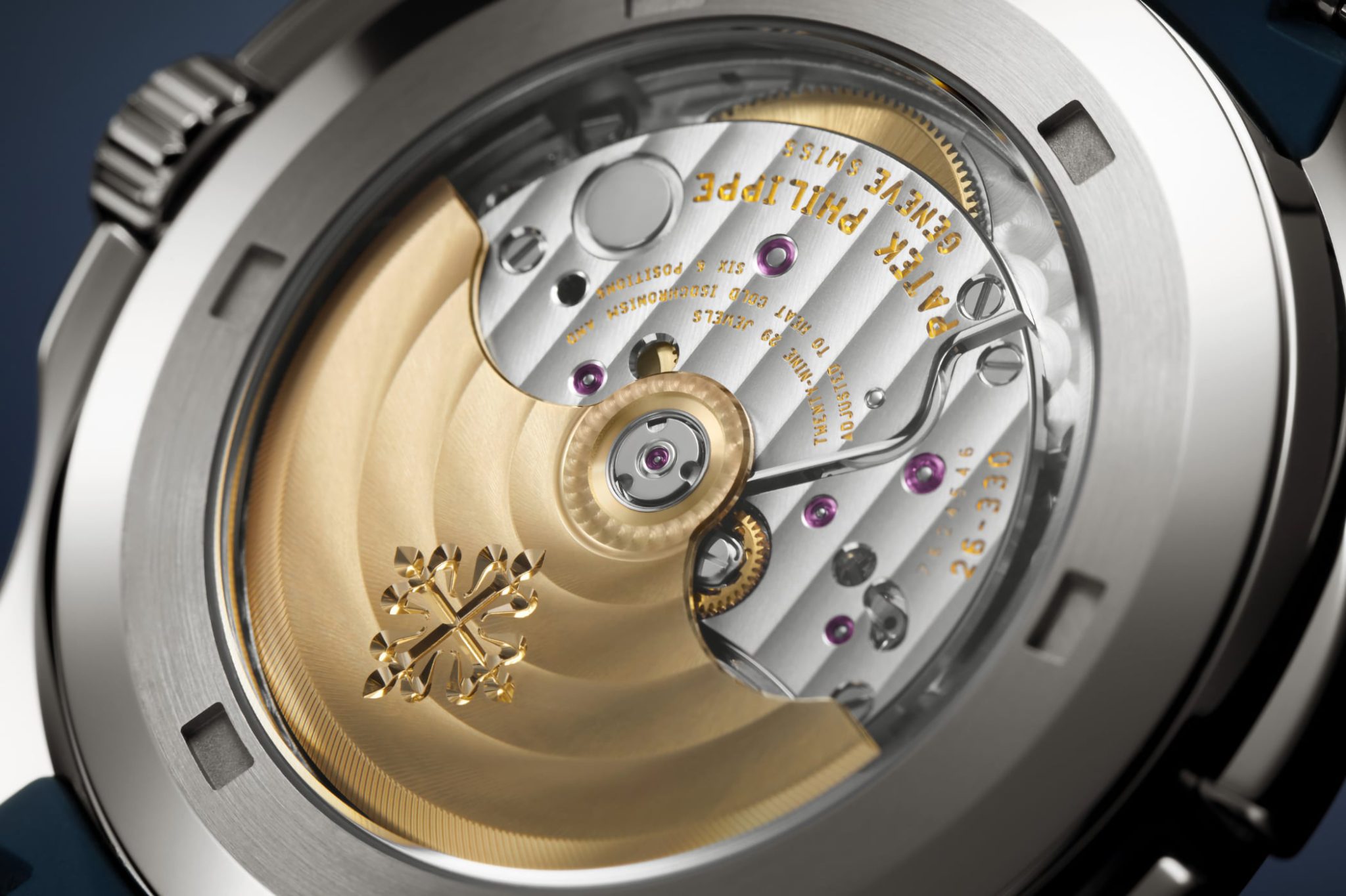 patek-philippe-2024-aquanaut-5164g-001-caseback