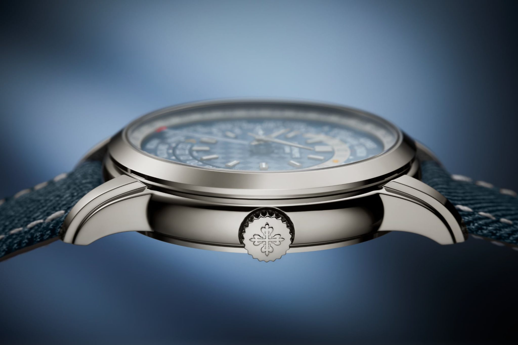 patek-philippe-2024-complications-5330G-001-profile