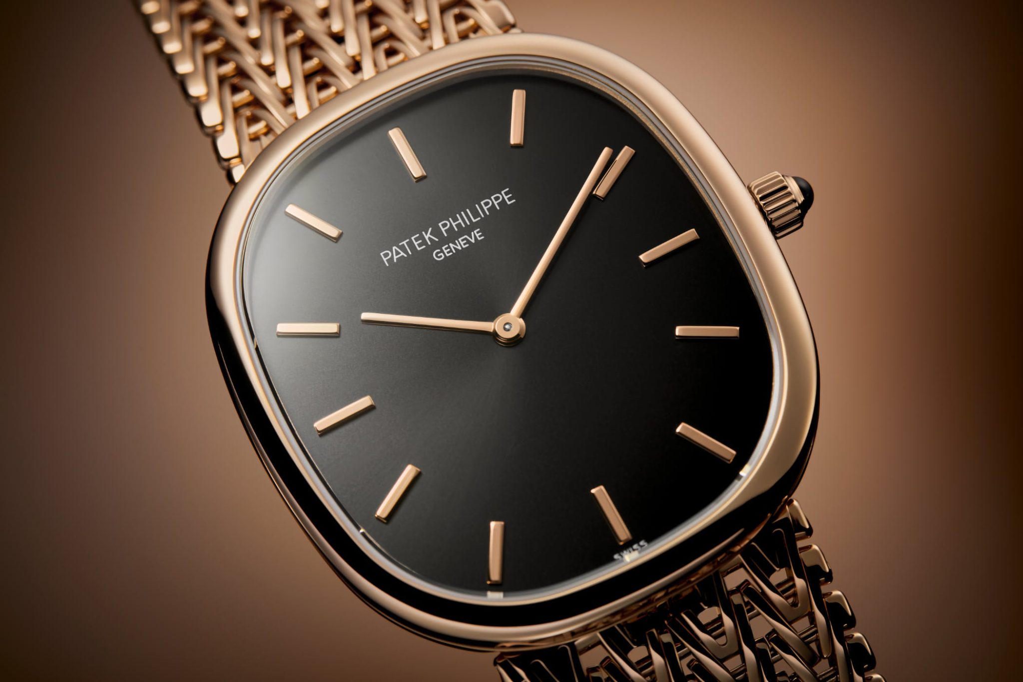 patek-philippe-2024-golden-ellipse-5738-1R-001-dial