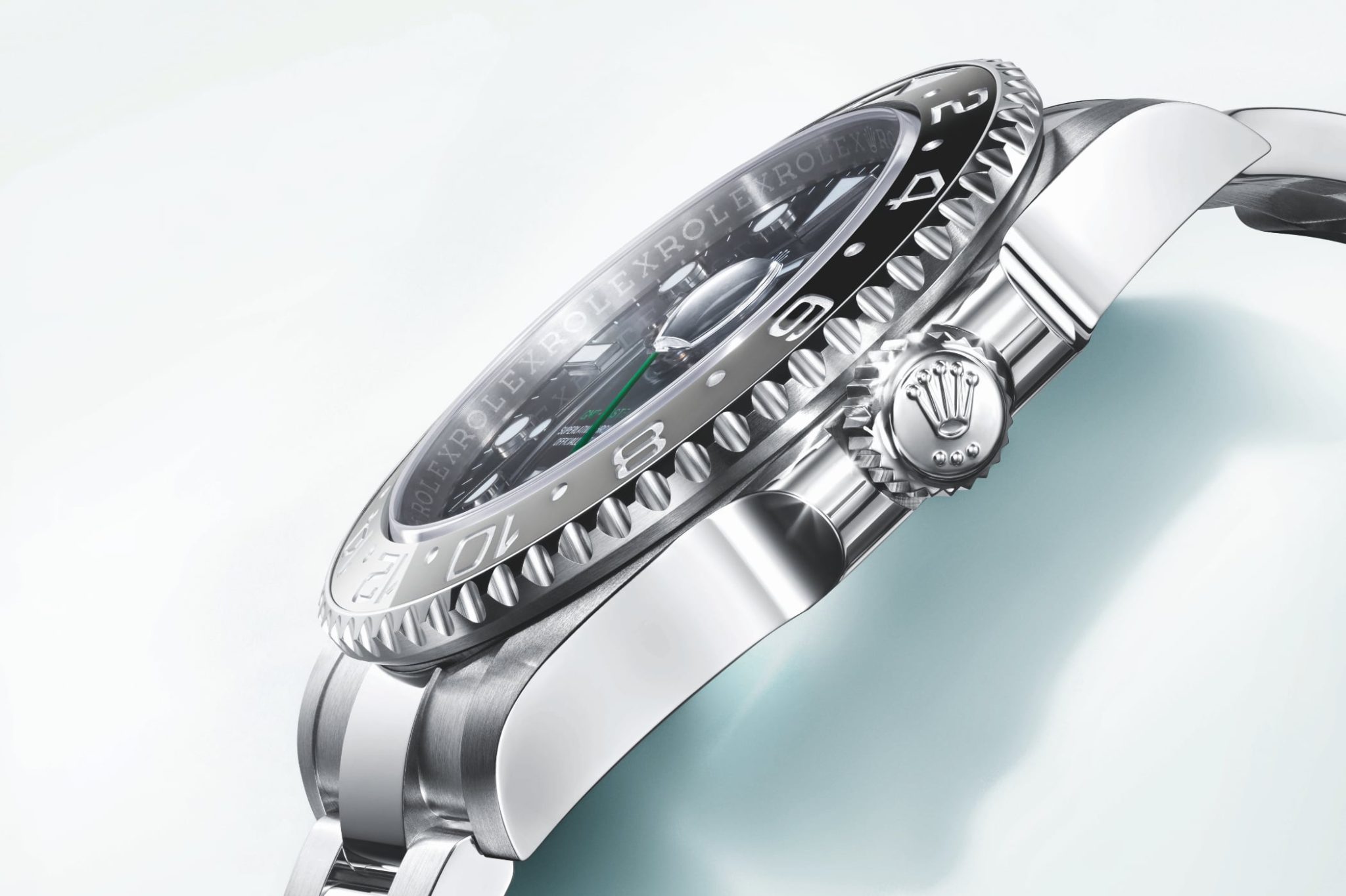 rolex-2024-gmtmaster2-126710grnr-case