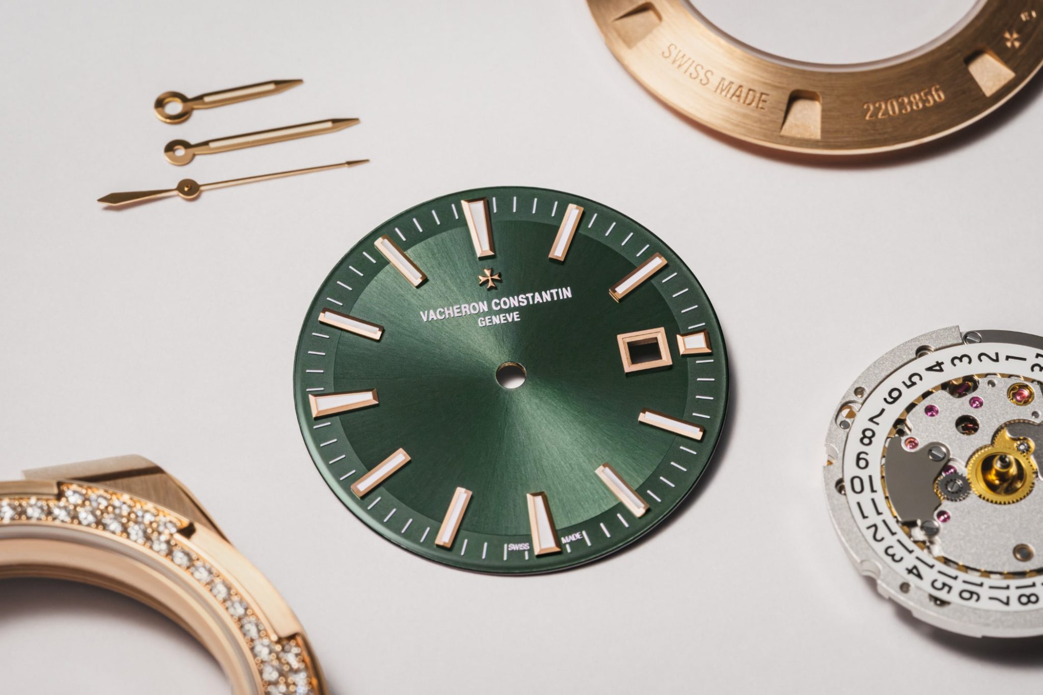 vacheron-constantin-overseas-green-4605v-200r-b969-savoir-faire