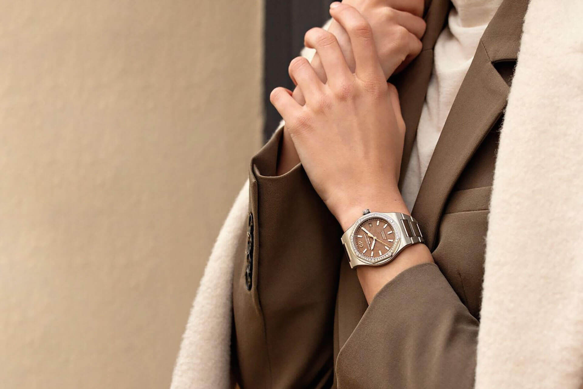 girard-perregaux-laureato-38mm-diamond-bezel