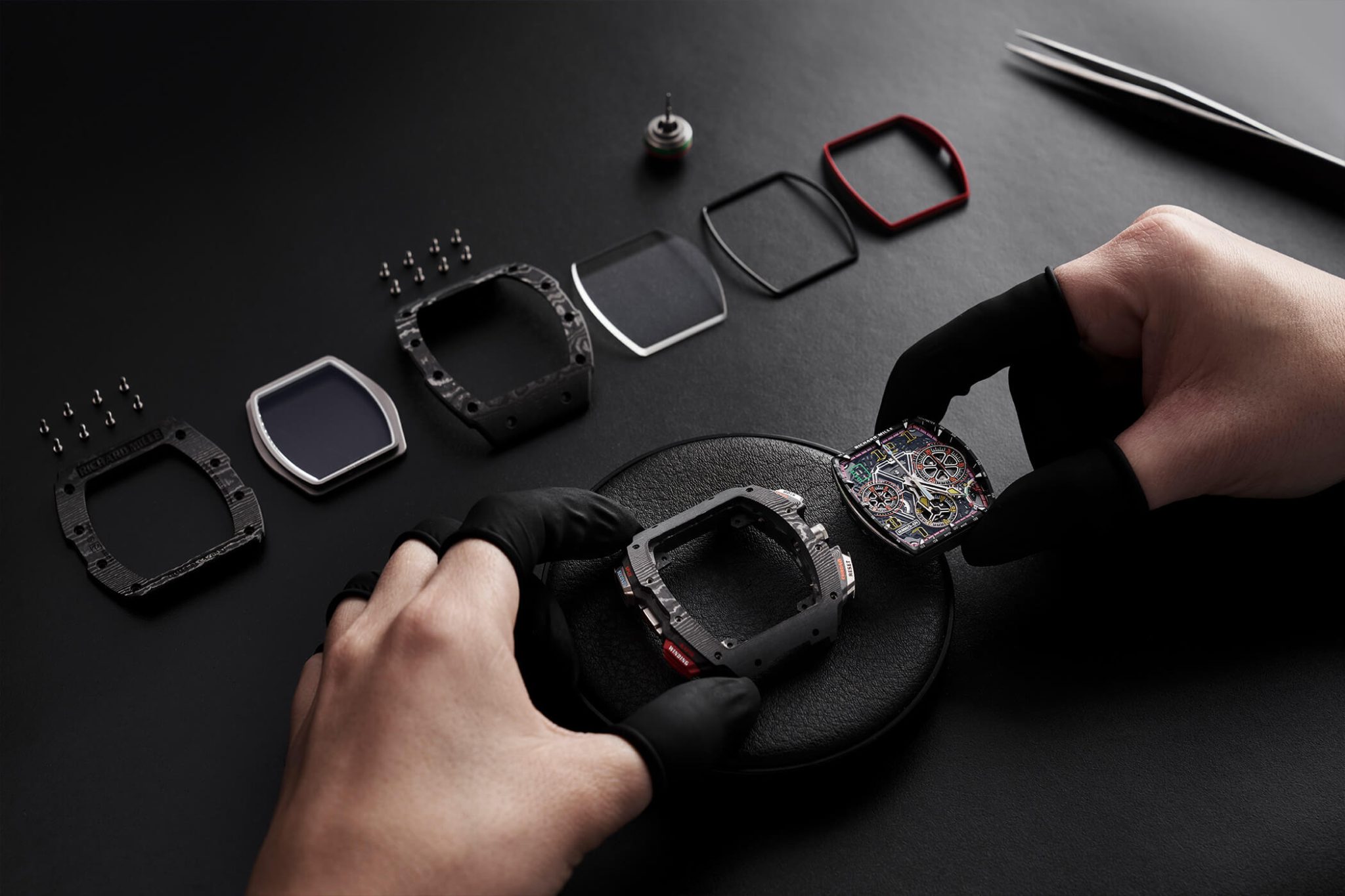 richard-mille-manufacture-setting-the-watch-movement