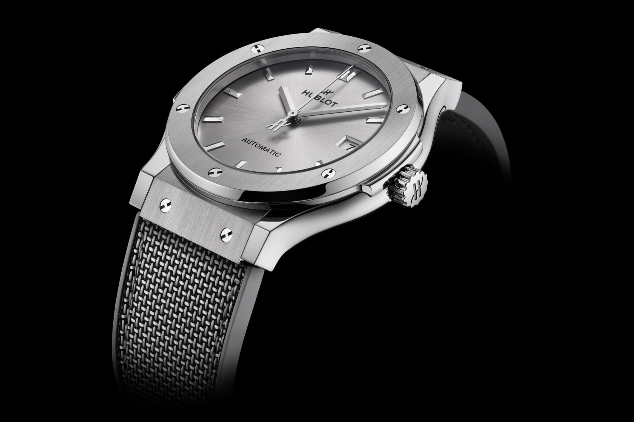 hublot-classic-fusion-essential-grey-511-nx-5610-nr-hec24-case