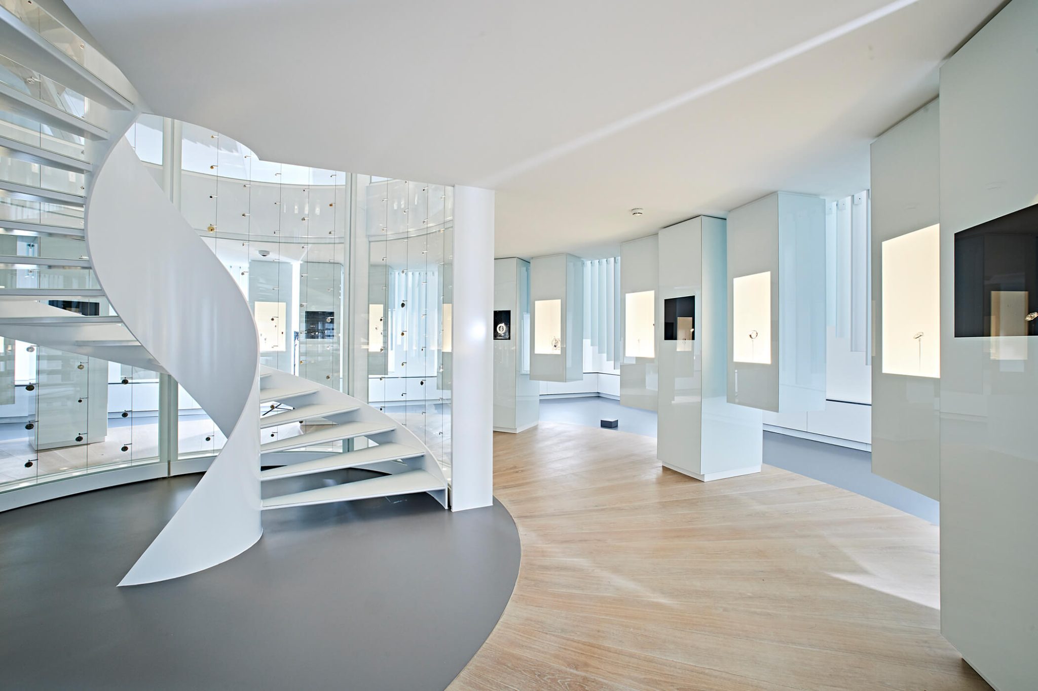 jeager-le-coultre-heritage-gallery