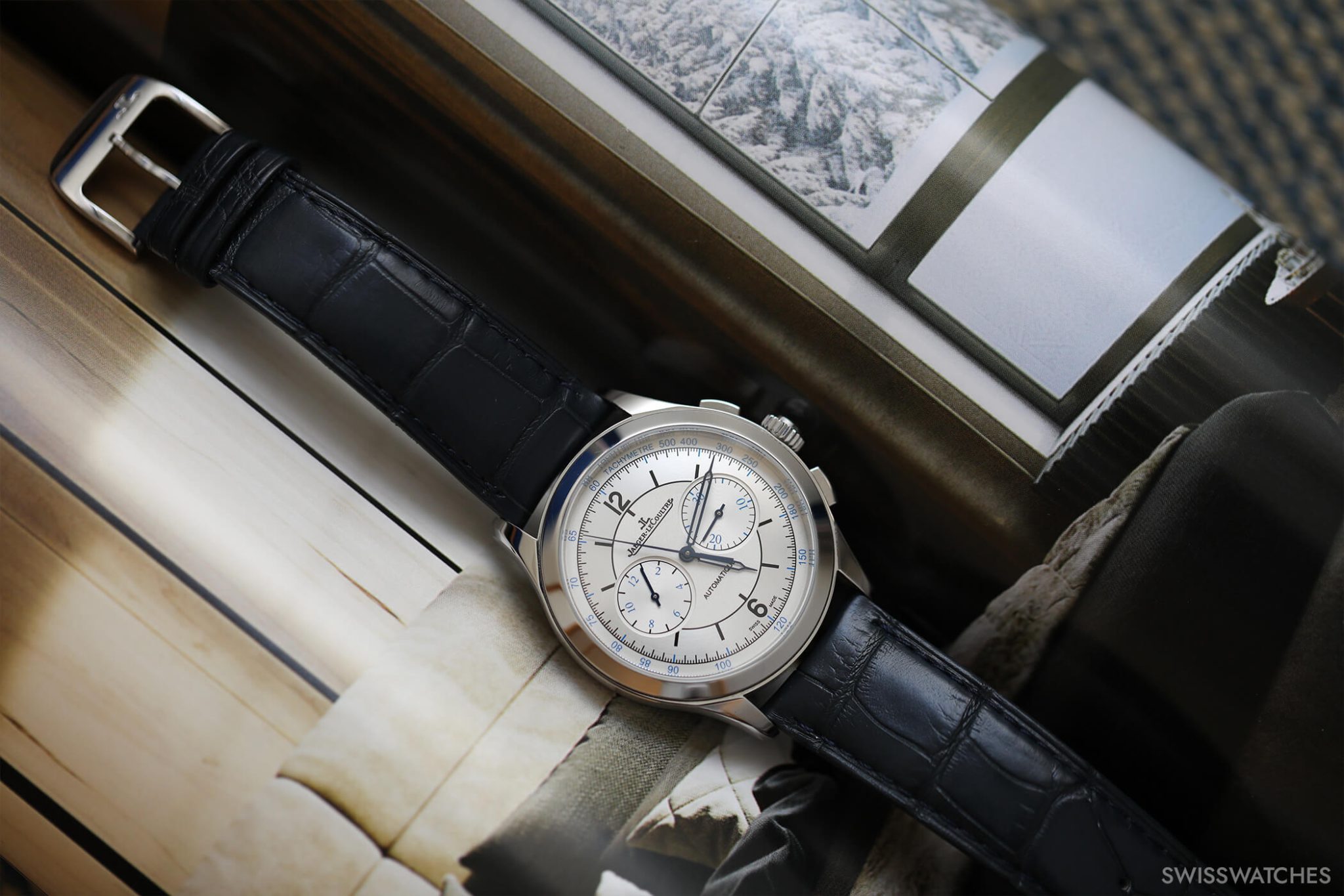 jeager-le-coultre-wristwatch-with-tachymetre-scale