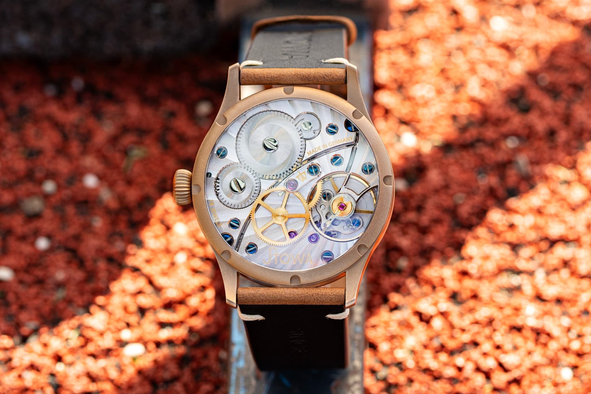 stowa-flieger-olymp-bronze-caseback
