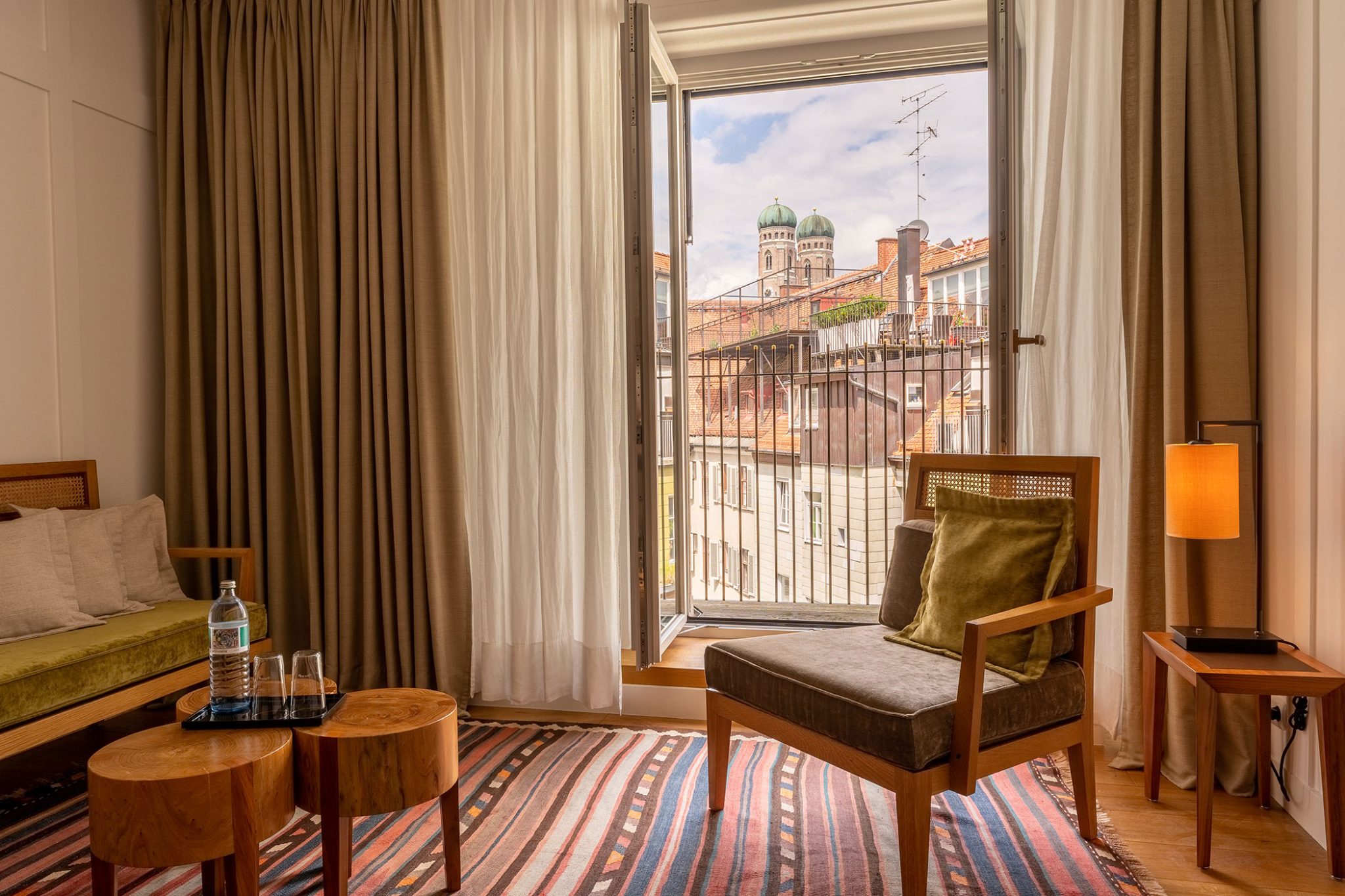the-munich-louis-hotel-room