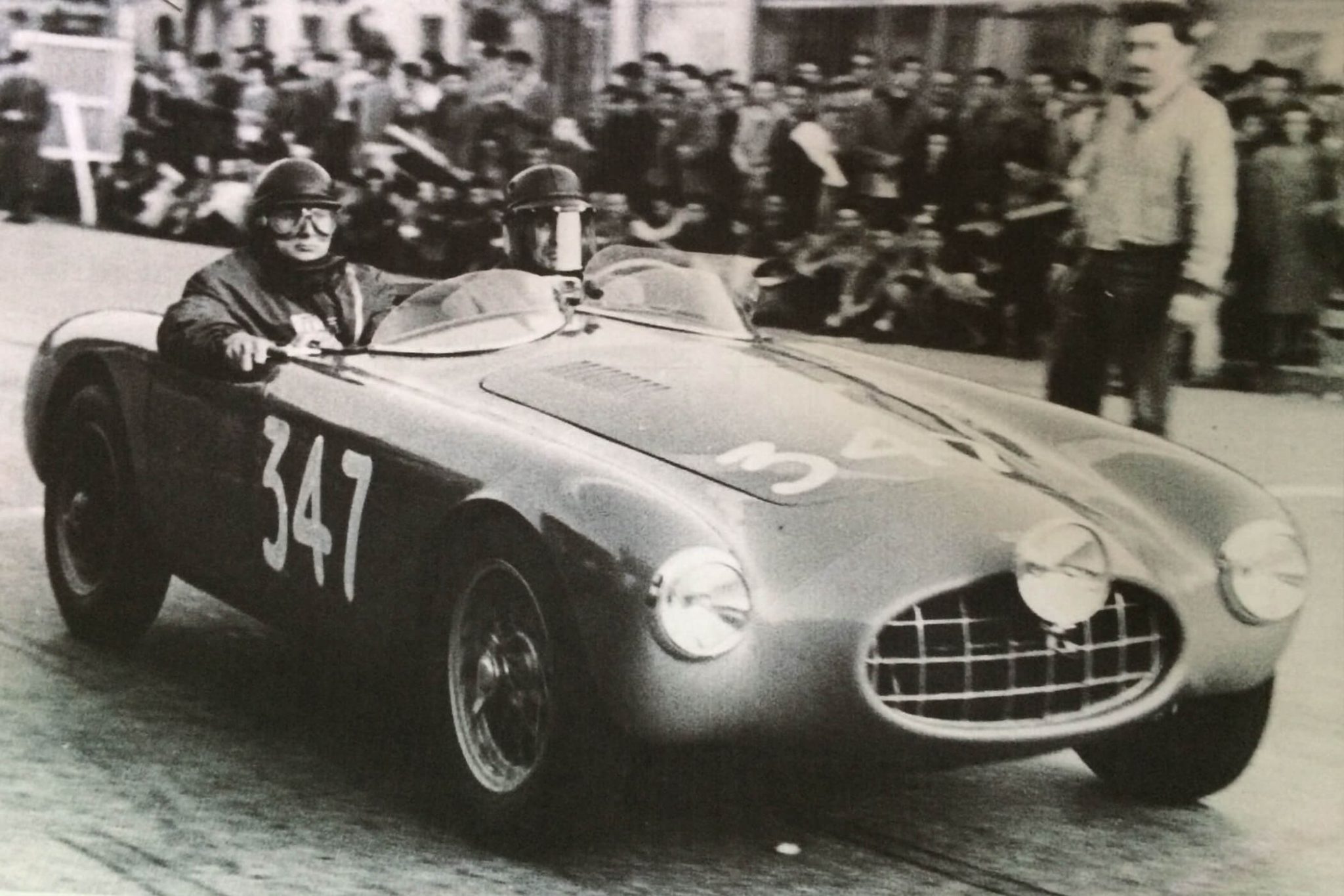 ermini-sport-from-1952-at-the-race
