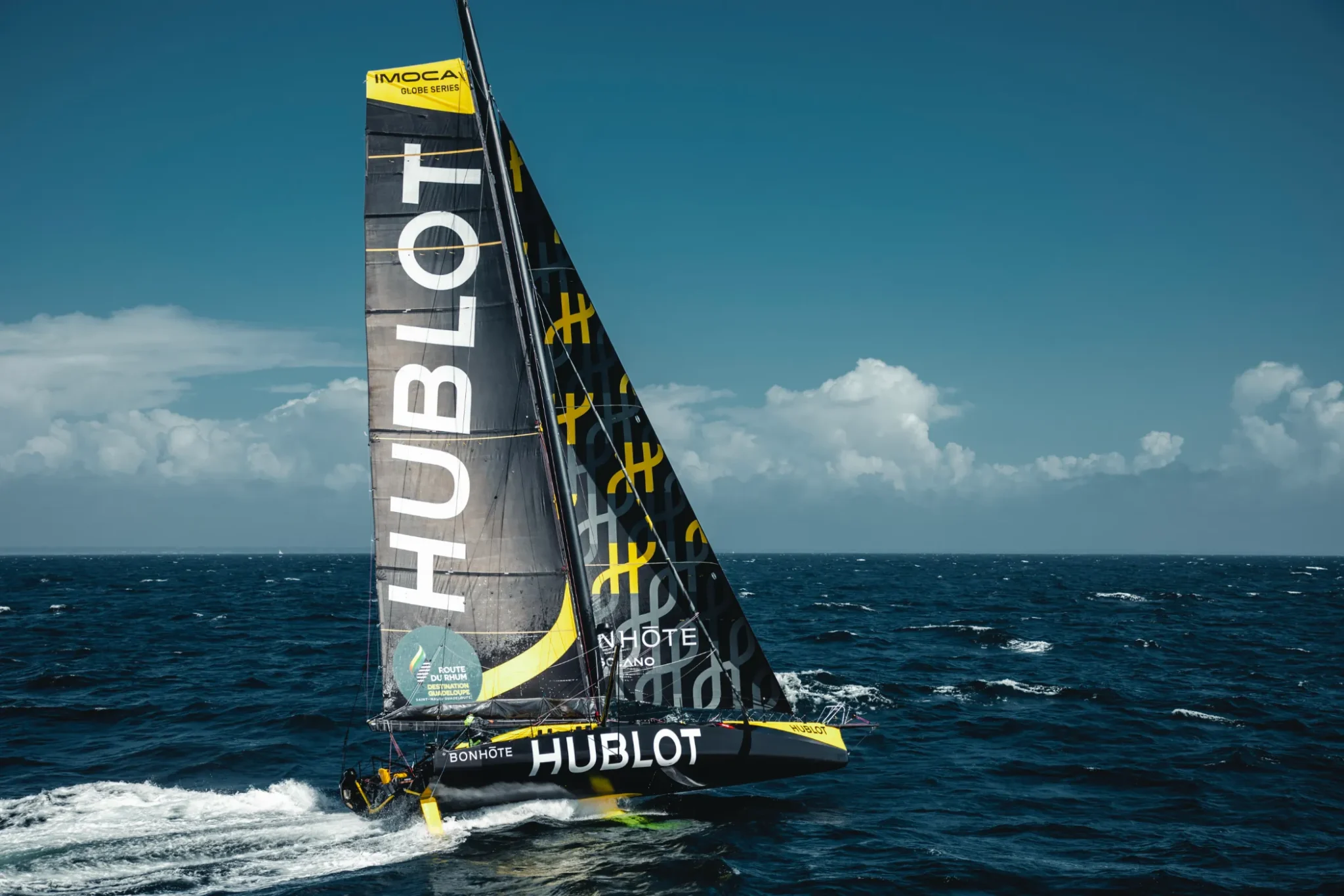 hublot-big-bang-unico-hublot-sailing-team-441-qx-1149-nr-ara24-boat
