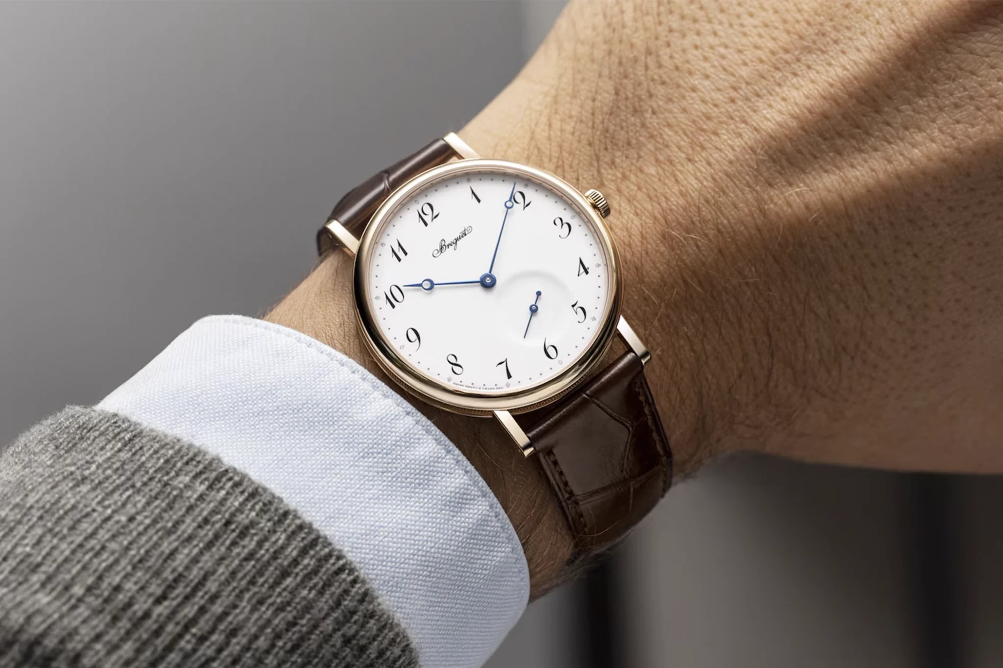 breguet-classique-7147-7147br-29-9wu-on-the-wrist