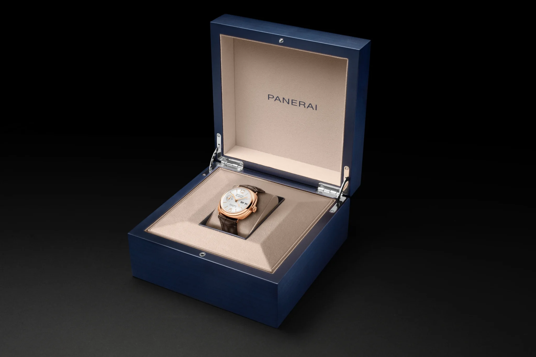 panerai-radiomir-perpetual-calendar-gmt-goldtech-pam01453-box.