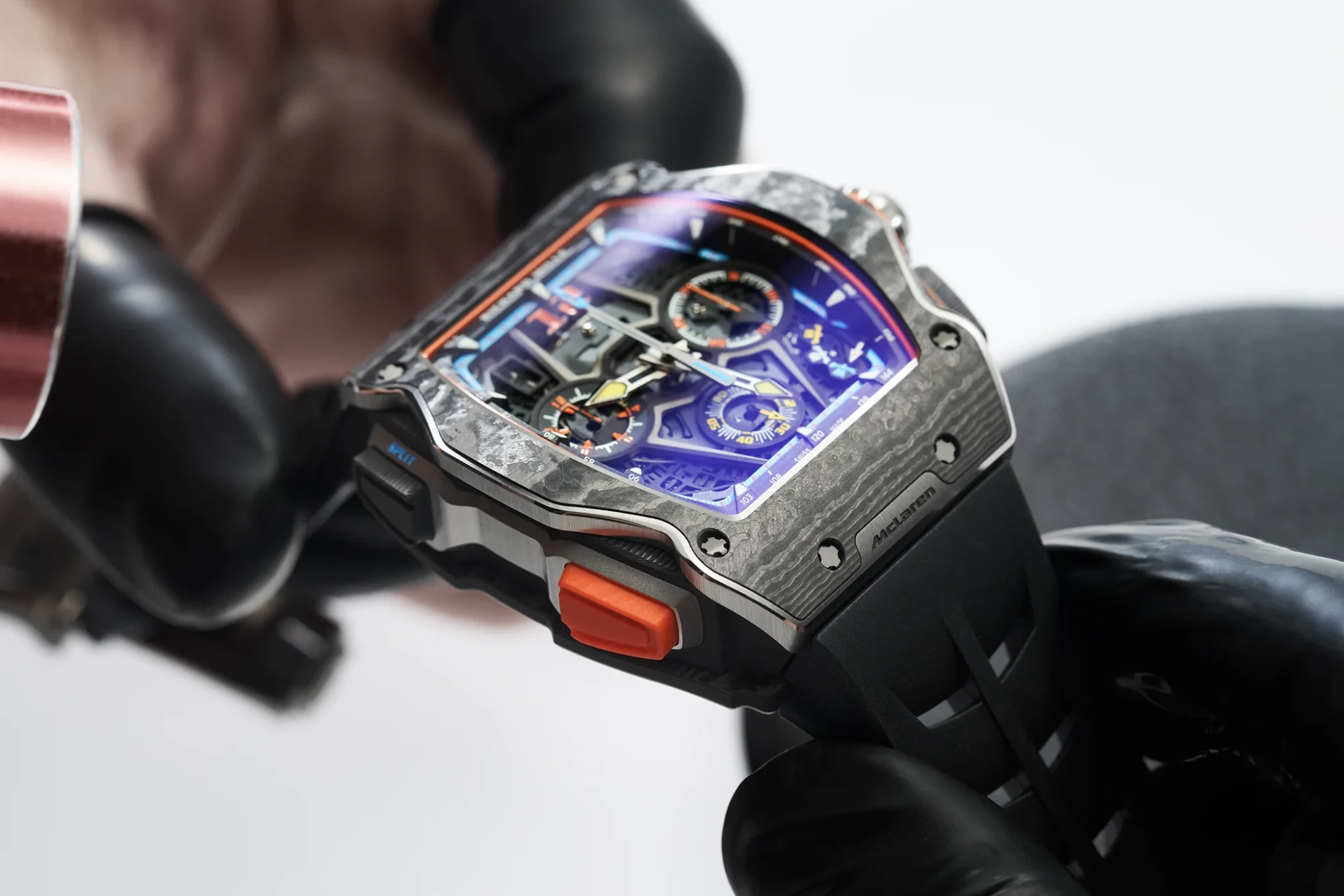 richard-mille-65-01-mclaren-w1-case-savoir-faire