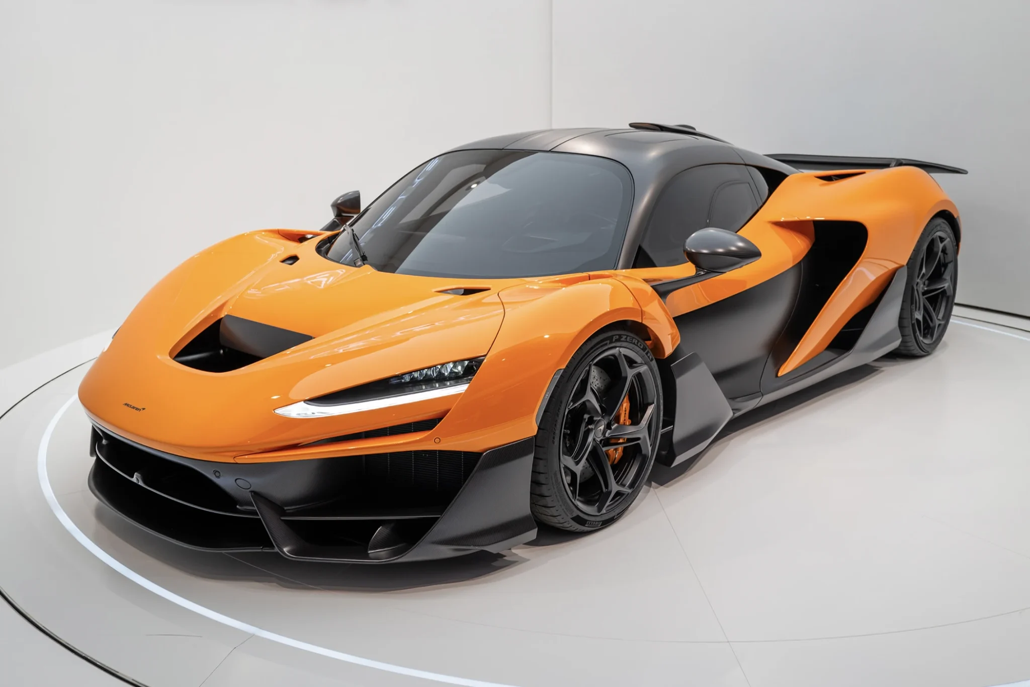 the-mclaren-w1-frontal