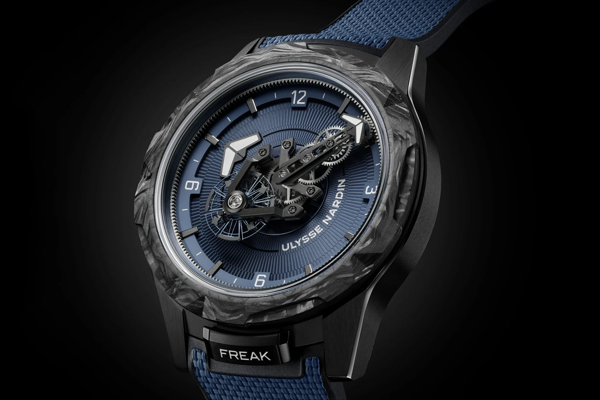 ulysse-nardin-freak-one-navy-blue-frontal