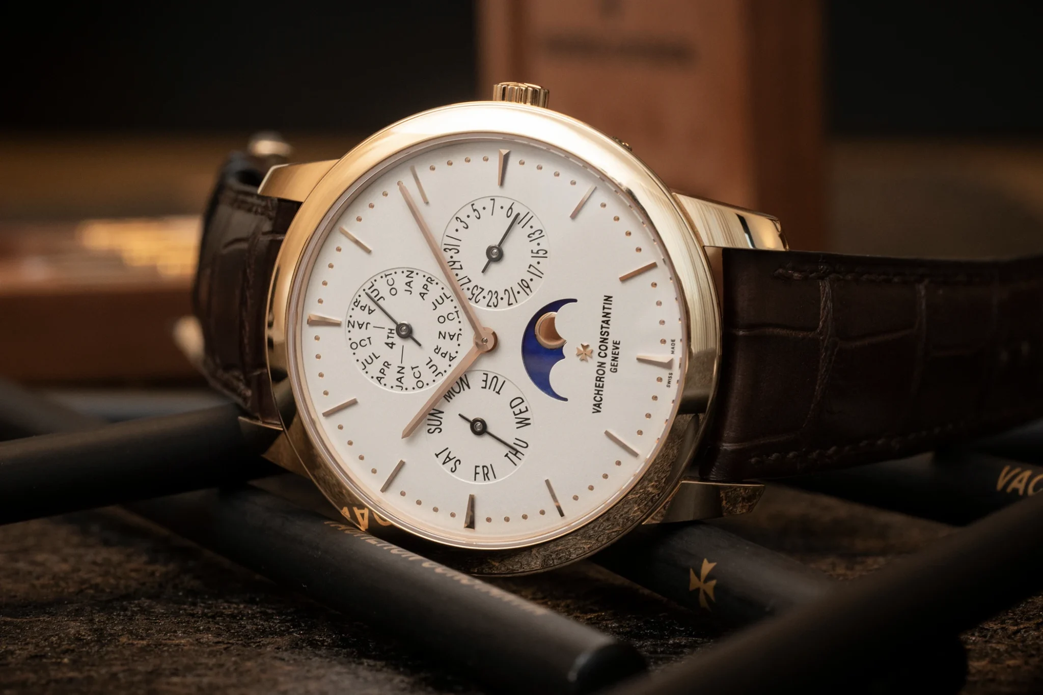 vacheron-constantin-patrimony-perpetual-calendar-extra-flat-ref-43175-000r-9687-dial