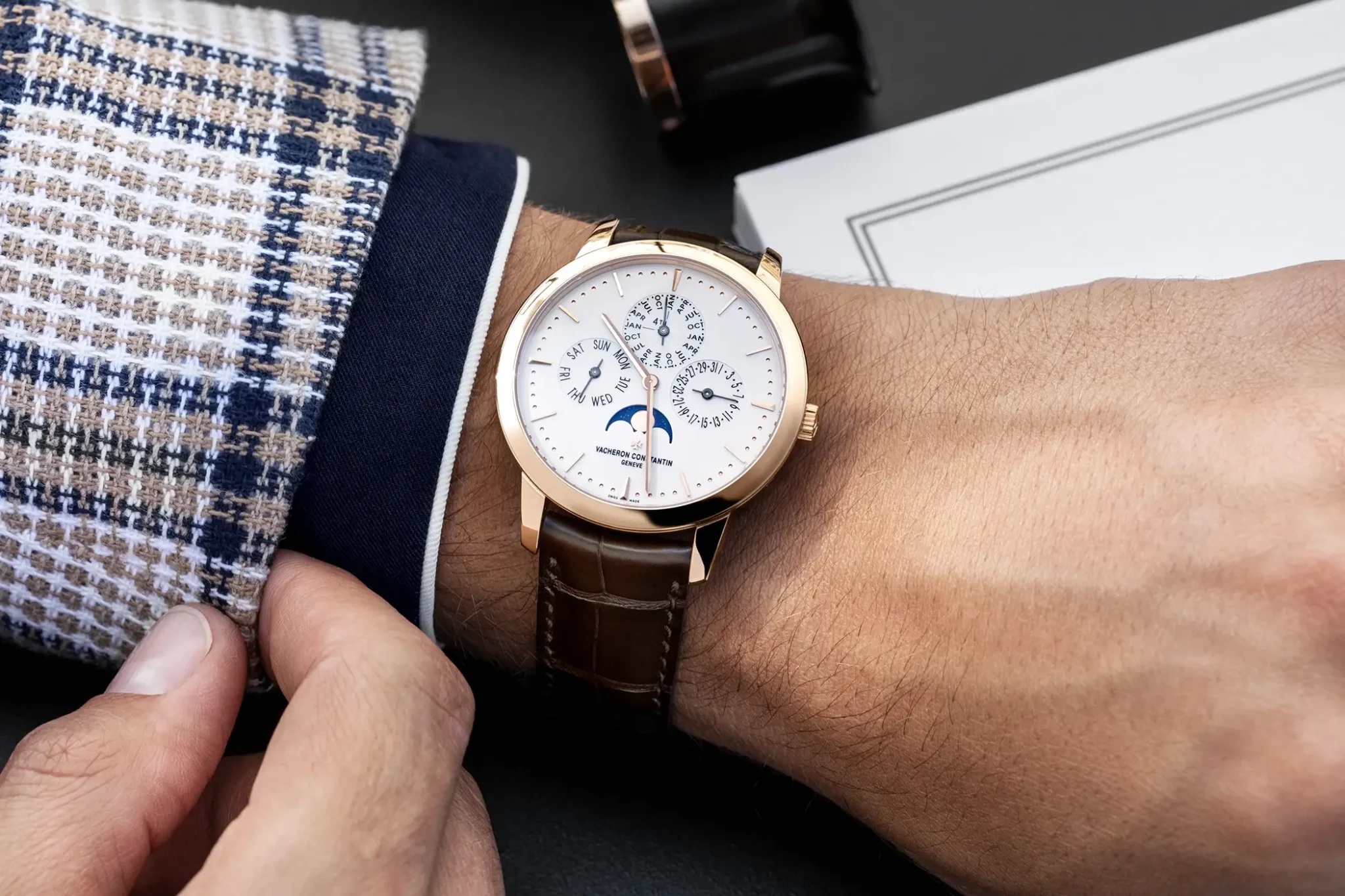 vacheron-constantin-patrimony-perpetual-calendar-extra-flat-ref-43175-000r-9687-on-the-wrist