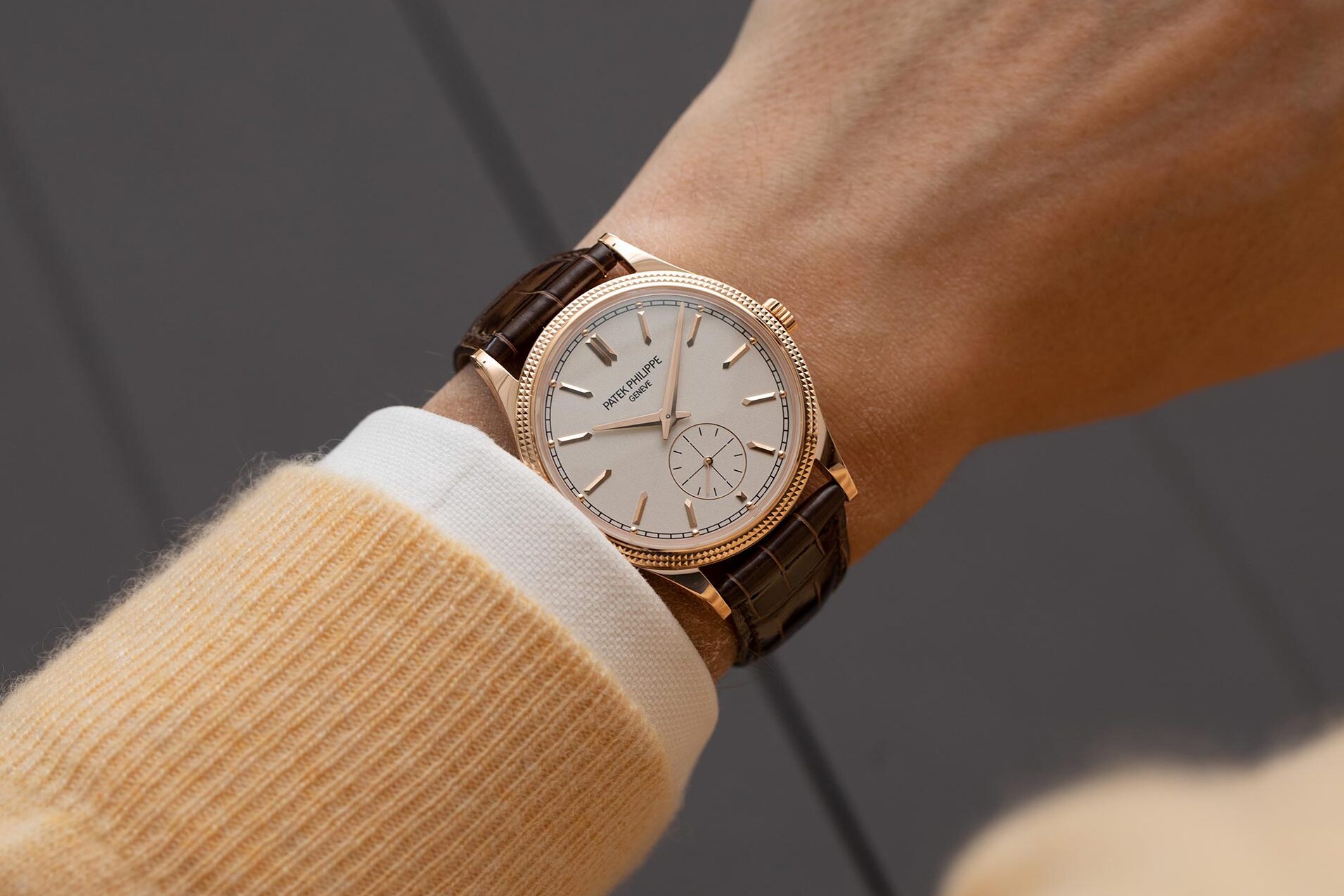 Patek-Philippe-Calatrava-6119R-Wristshot