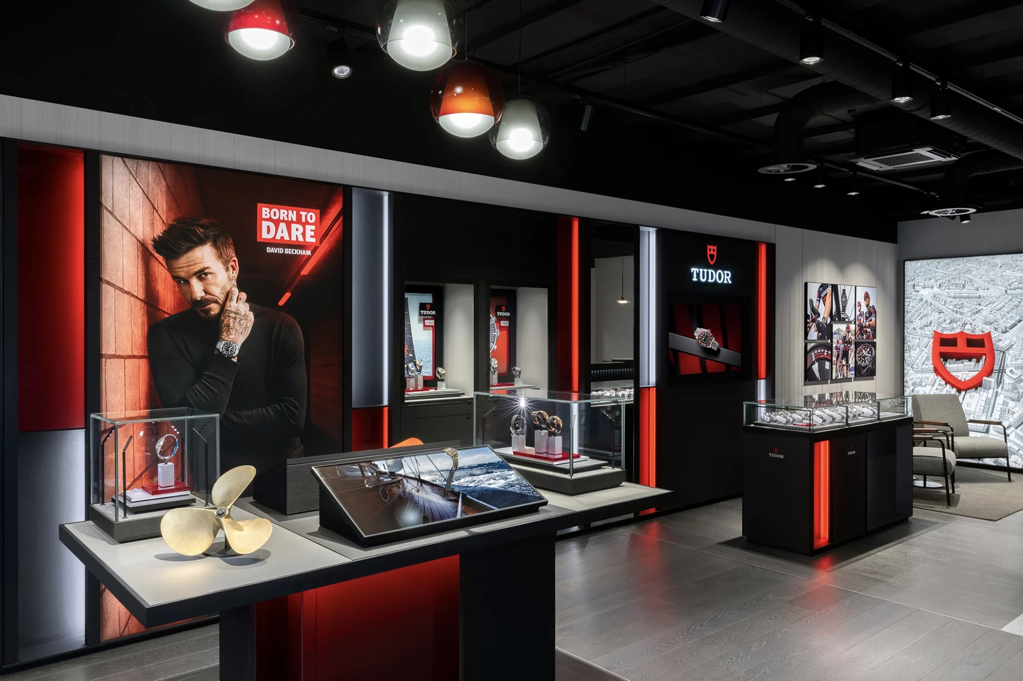 new-tudor-boutique-in-berlin-ambience