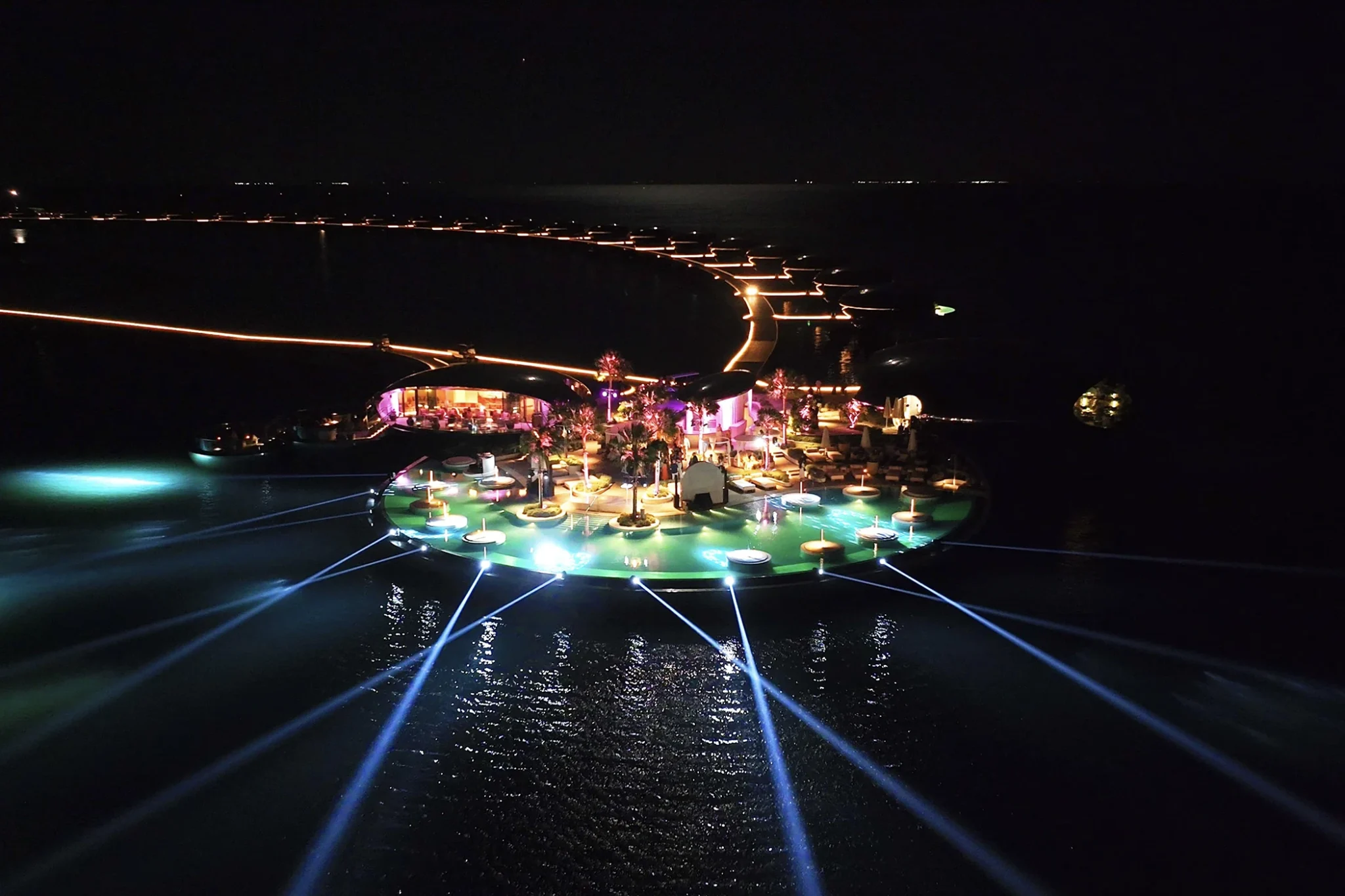 the-shebara-resort-at-night