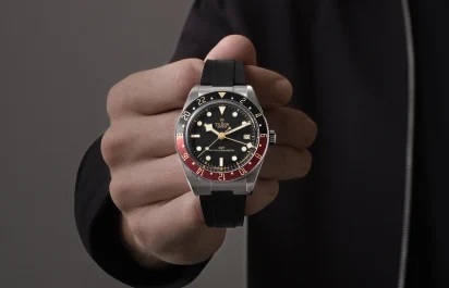 tudor-black-bay-58-gmt-ref-m7939g1a0nru-0001-dial-2