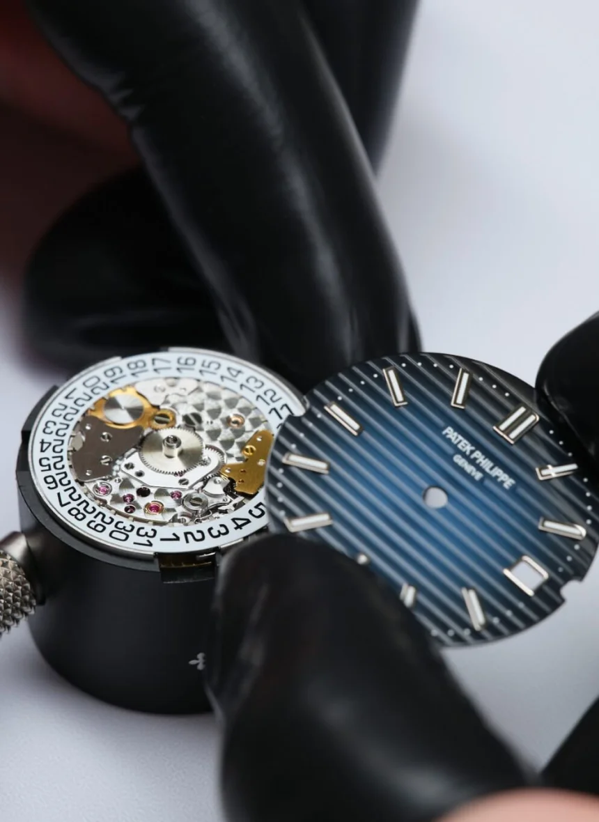block-8-patek-philippe-watches-service-nautilus-movement